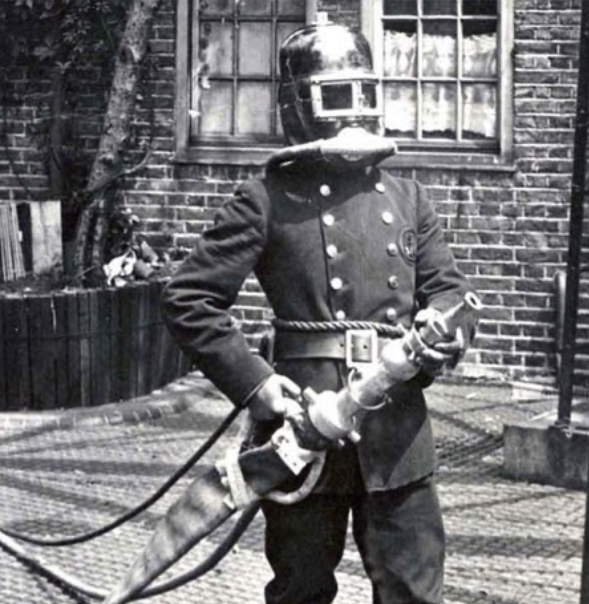 THE BRITISH FIRE BRIGADE, 2055