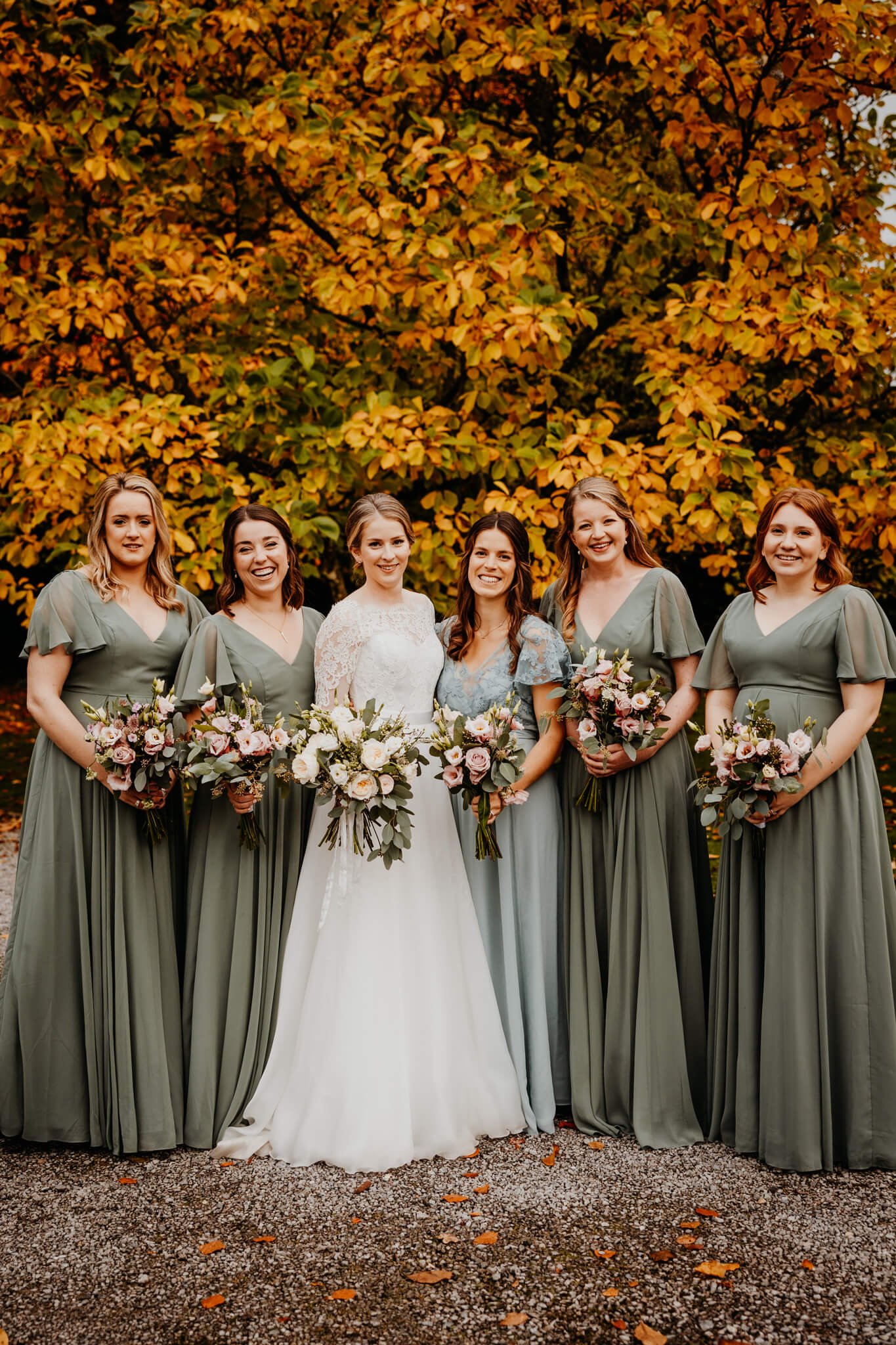 Beth-Shean-Wedding-bride-and-bridesmaids-4.jpg