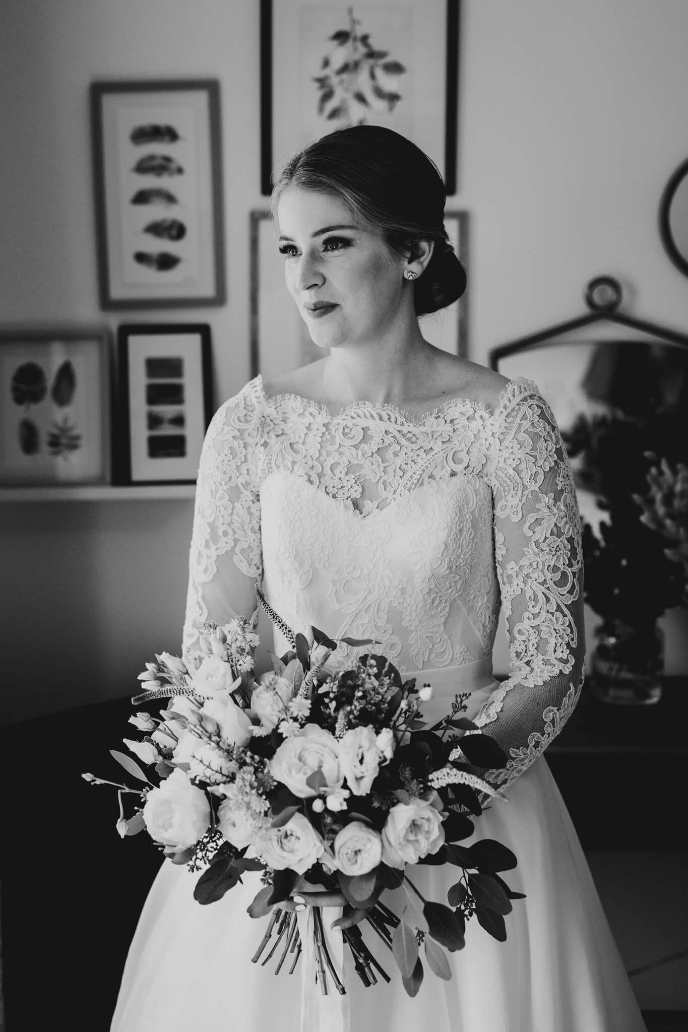 Beth-Shean-Wedding-bride-bouquet-3.jpg