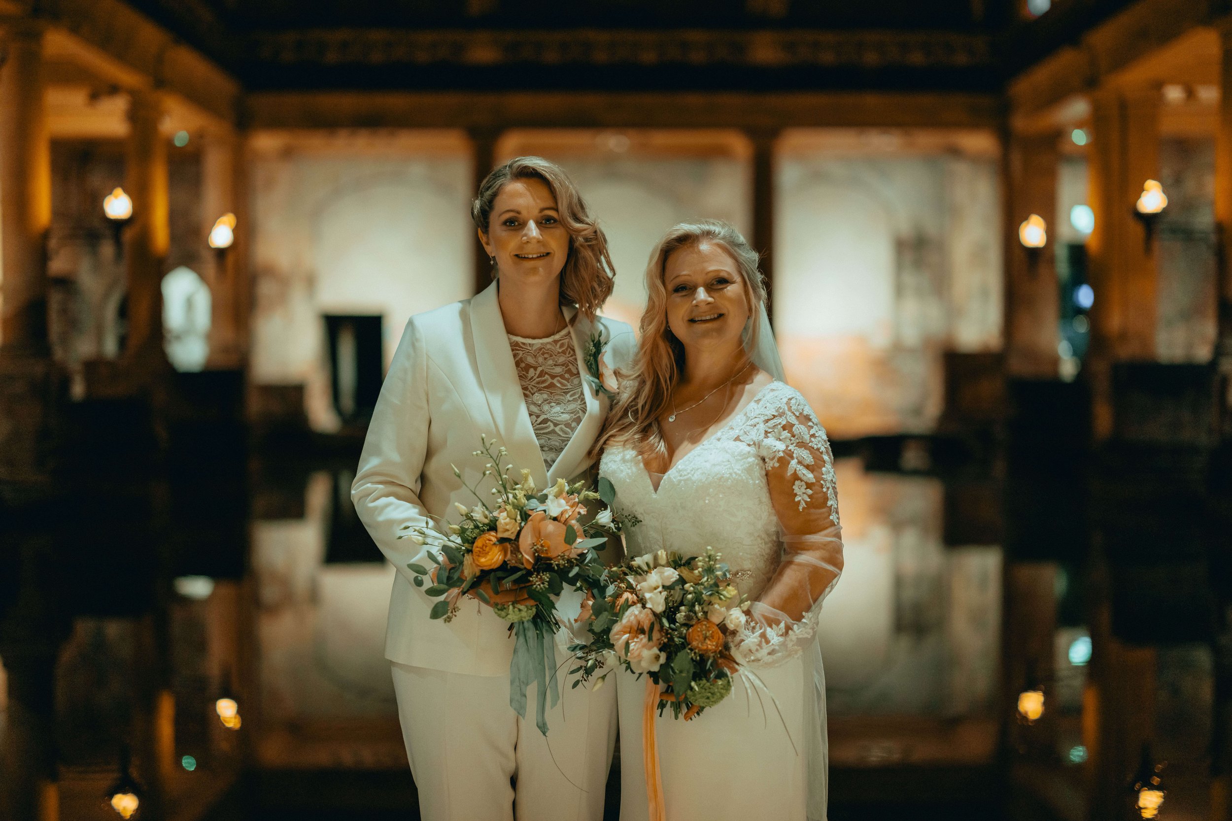 Wedding-couple-roman-baths.jpg