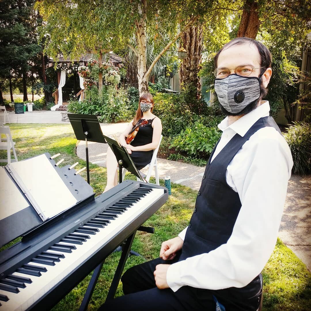Playing our first social distant and live stream wedding today! 
#weddinggig #2020wedding #socialdistance #weddingmask 
#makeithappen #livegoeson #trio #piano #violinist