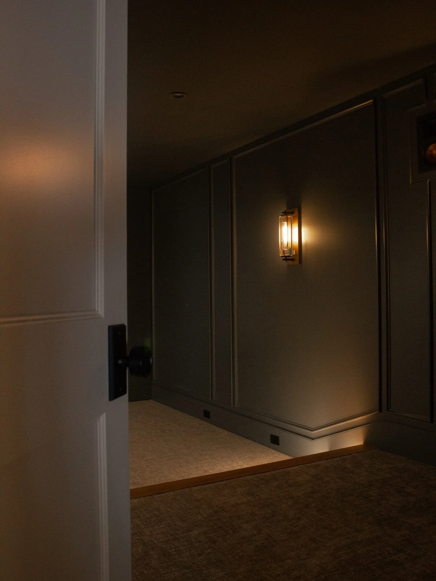 Popcorn not included&hellip; but highly recommended. 😉🍿✨

&bull;
&bull;
#louisvilleinteriordesign #louisvilleinteriordesigner #louisvilleinteriors #louisvillebusiness #louisvillelocal