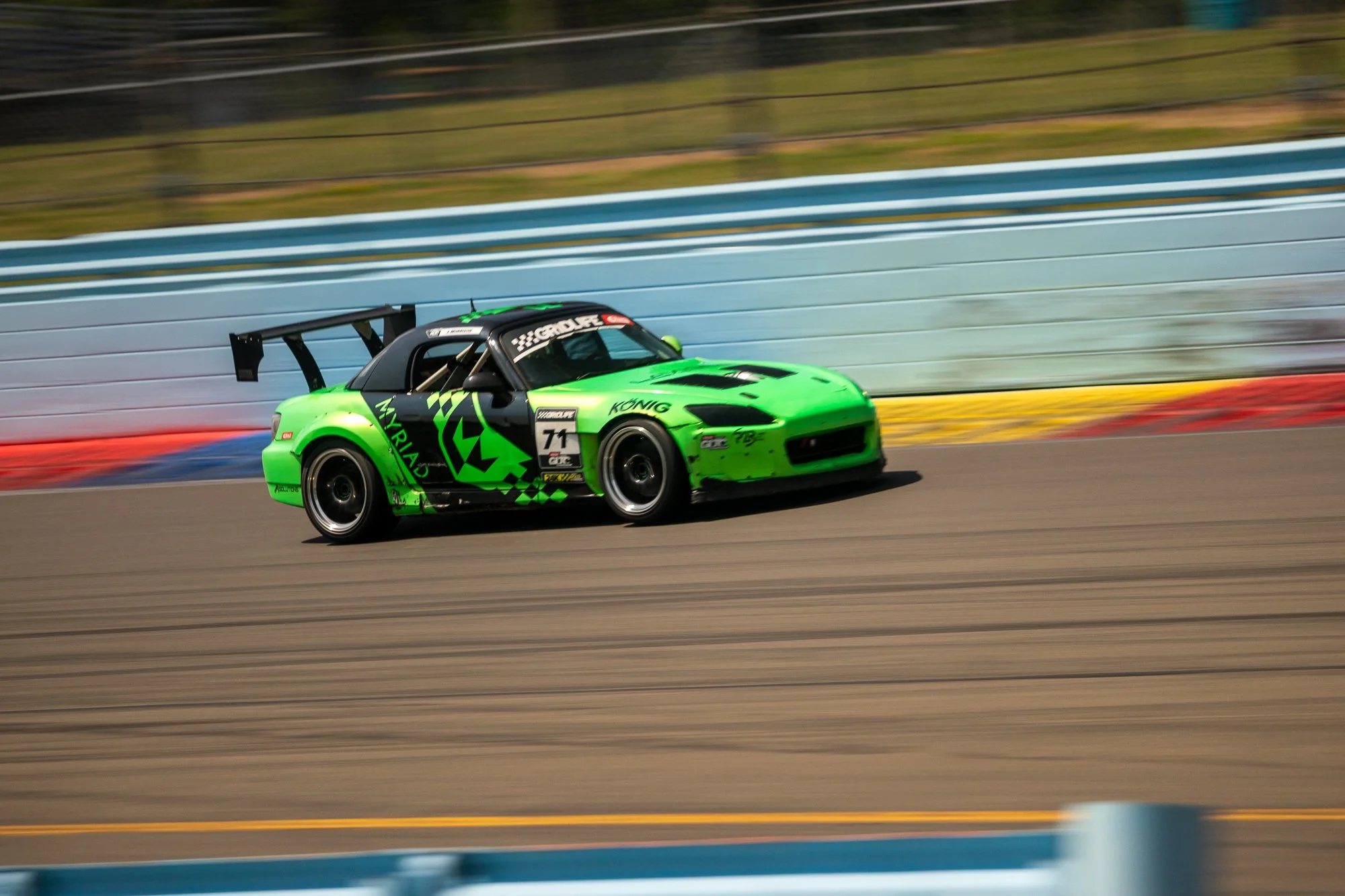 gridlife trackside-240.jpg