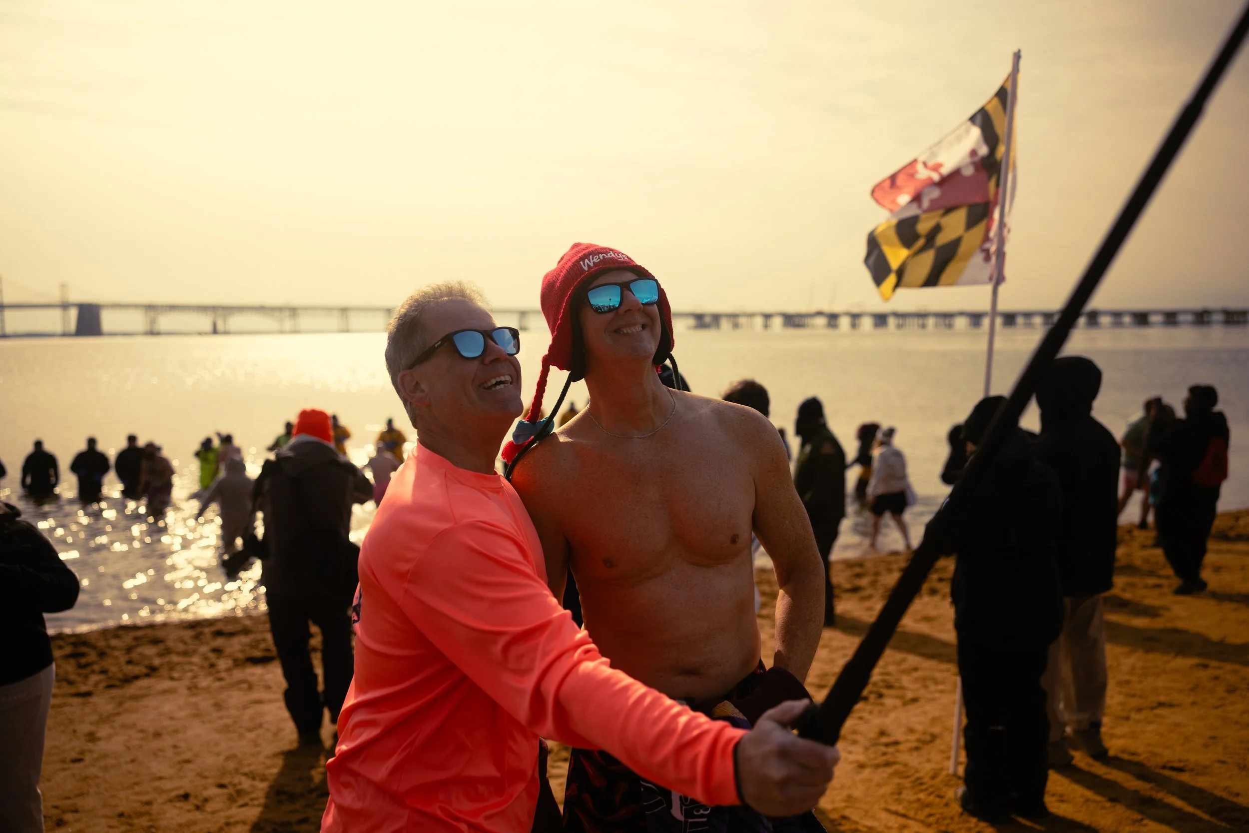 polar bear plunge EOS R-35.jpg