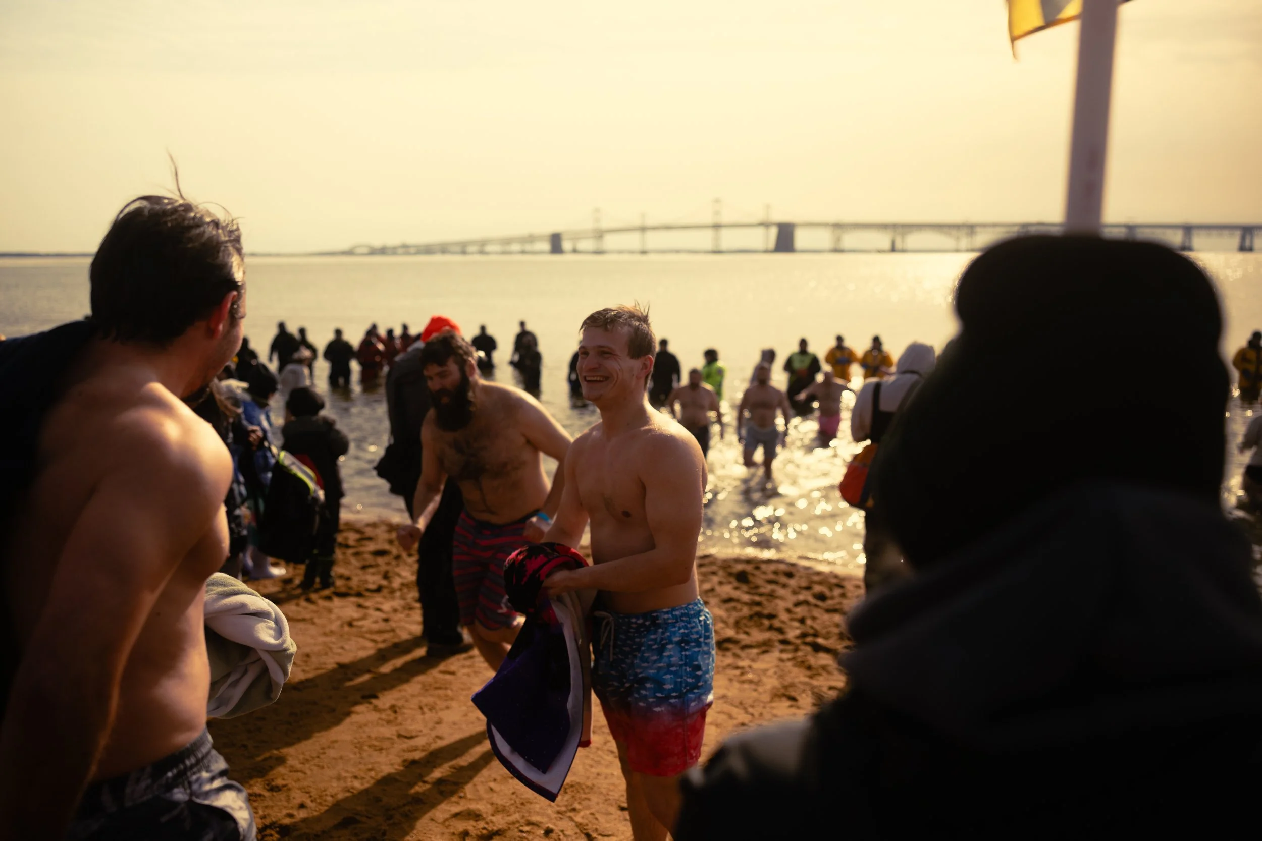 polar bear plunge EOS R-15.jpg