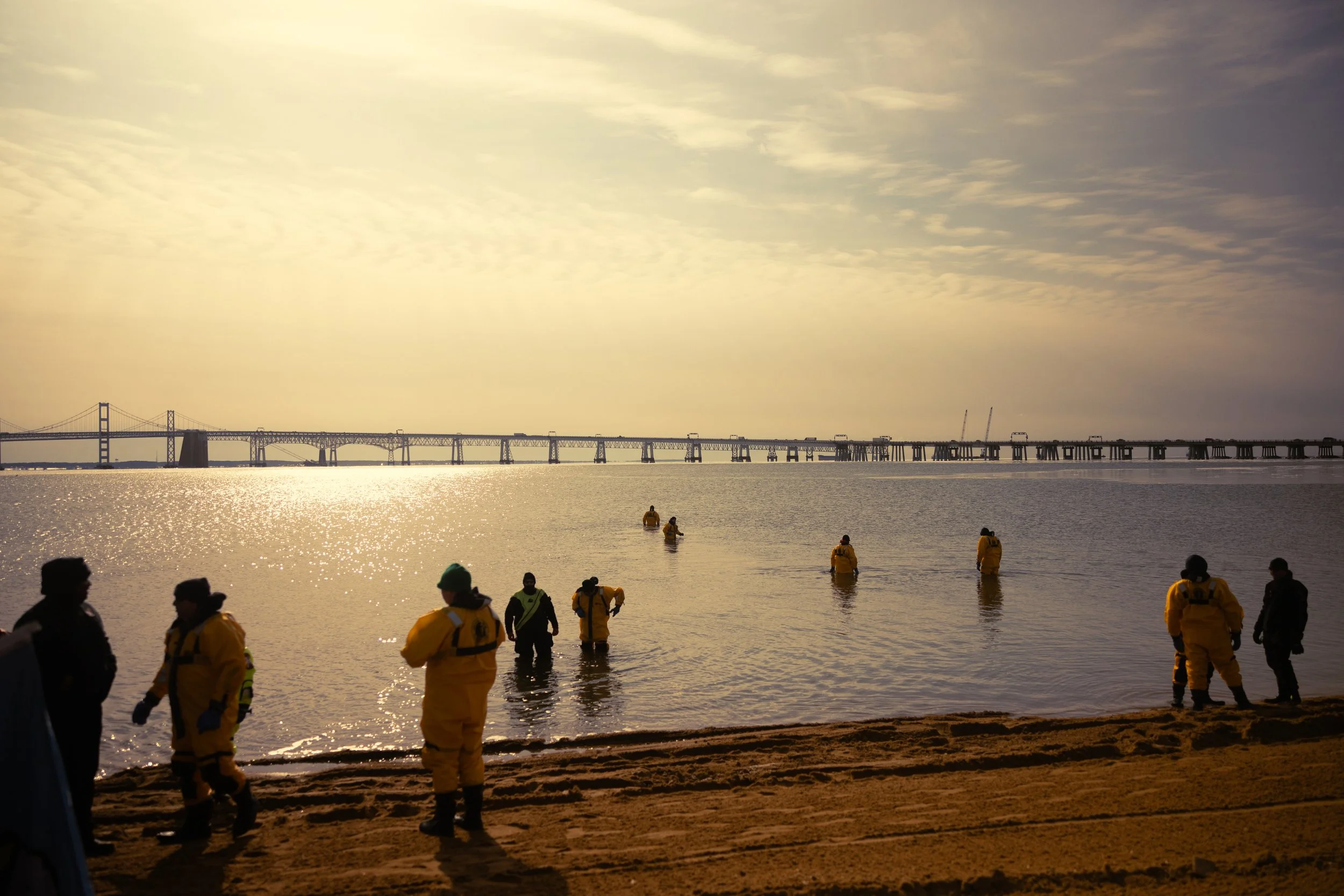 polar bear plunge EOS R-25.jpg