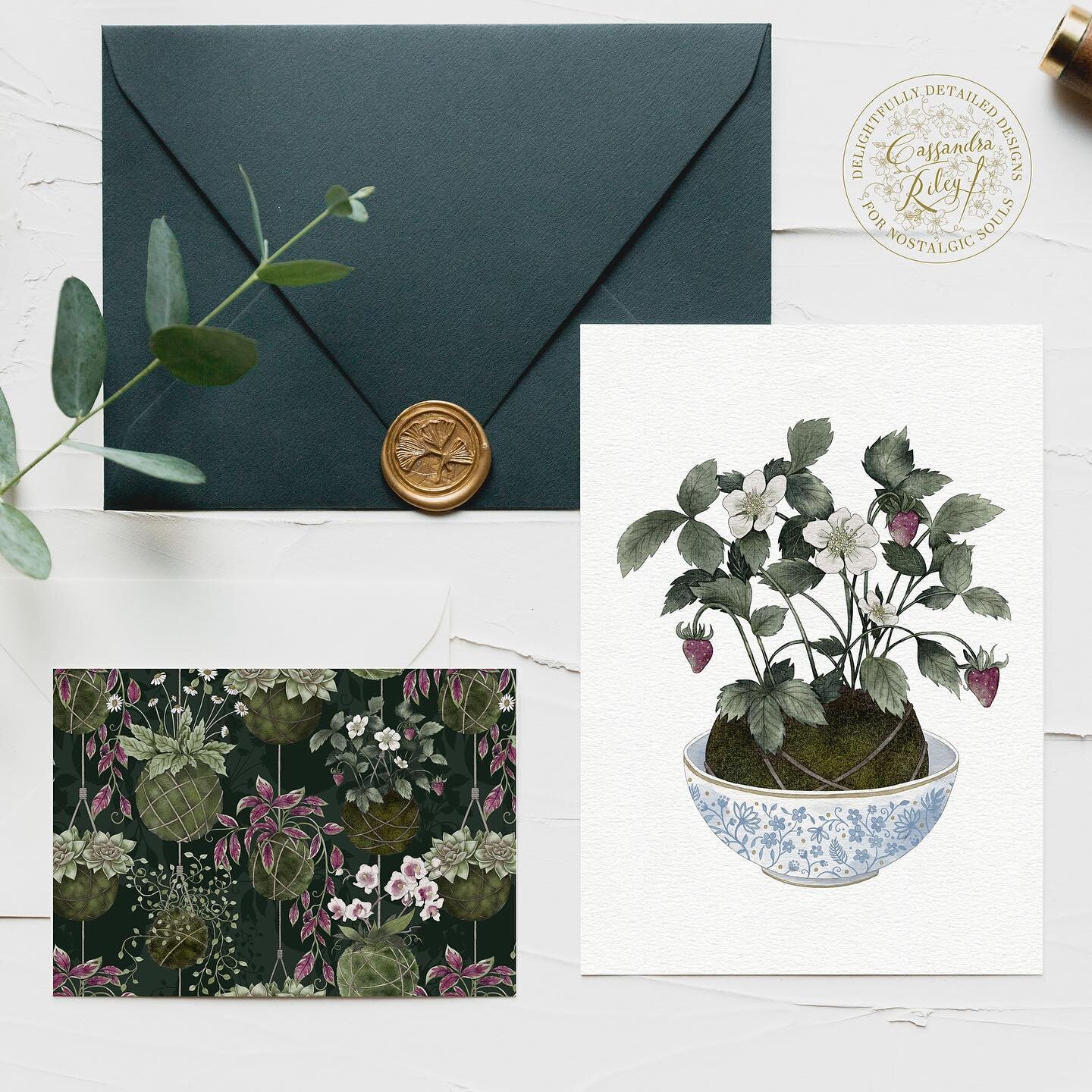Happy Friday! Thank you to everyone for such amazing feedback  about my Kokedama pattern yesterday. 
My plan for this year is to create more stationery products so it was fun to see how the pattern would look scaled down on a notecard and one of the 