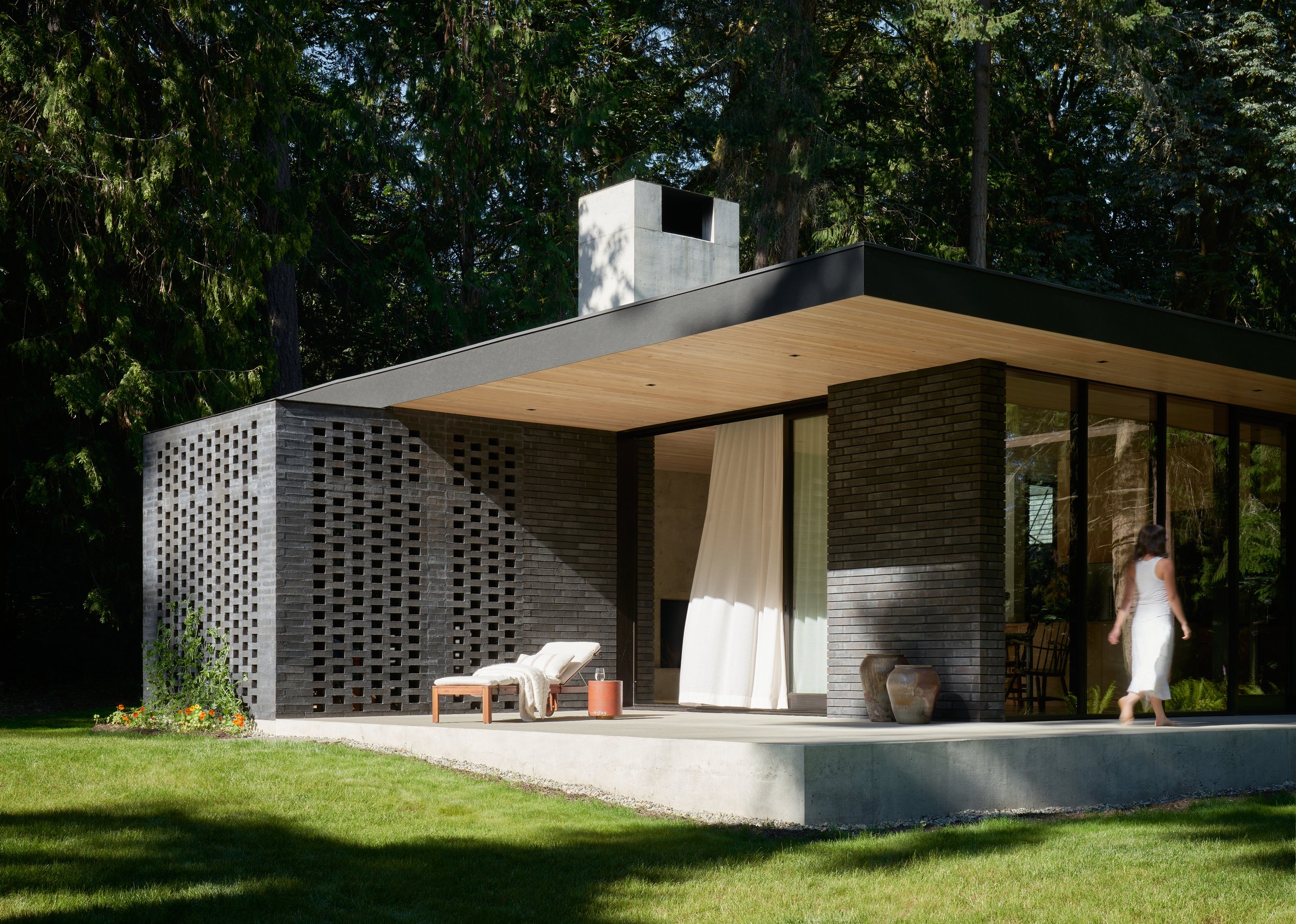 a dreamy modern cabin