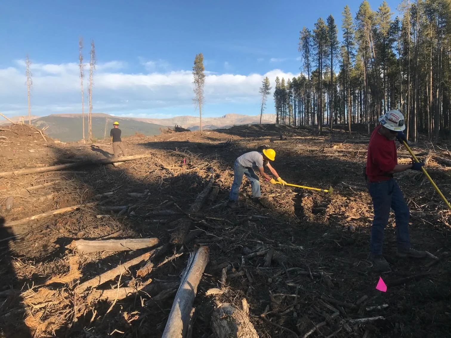 T-minus 3 days until the end of our Spring Membership Drive! Join the Wheelers now to get in on one of Leadville&rsquo;s finest social circles (if we do say so ourselves), #supporttrails you love, and unlock membership perks! PLUS: Join in the month 