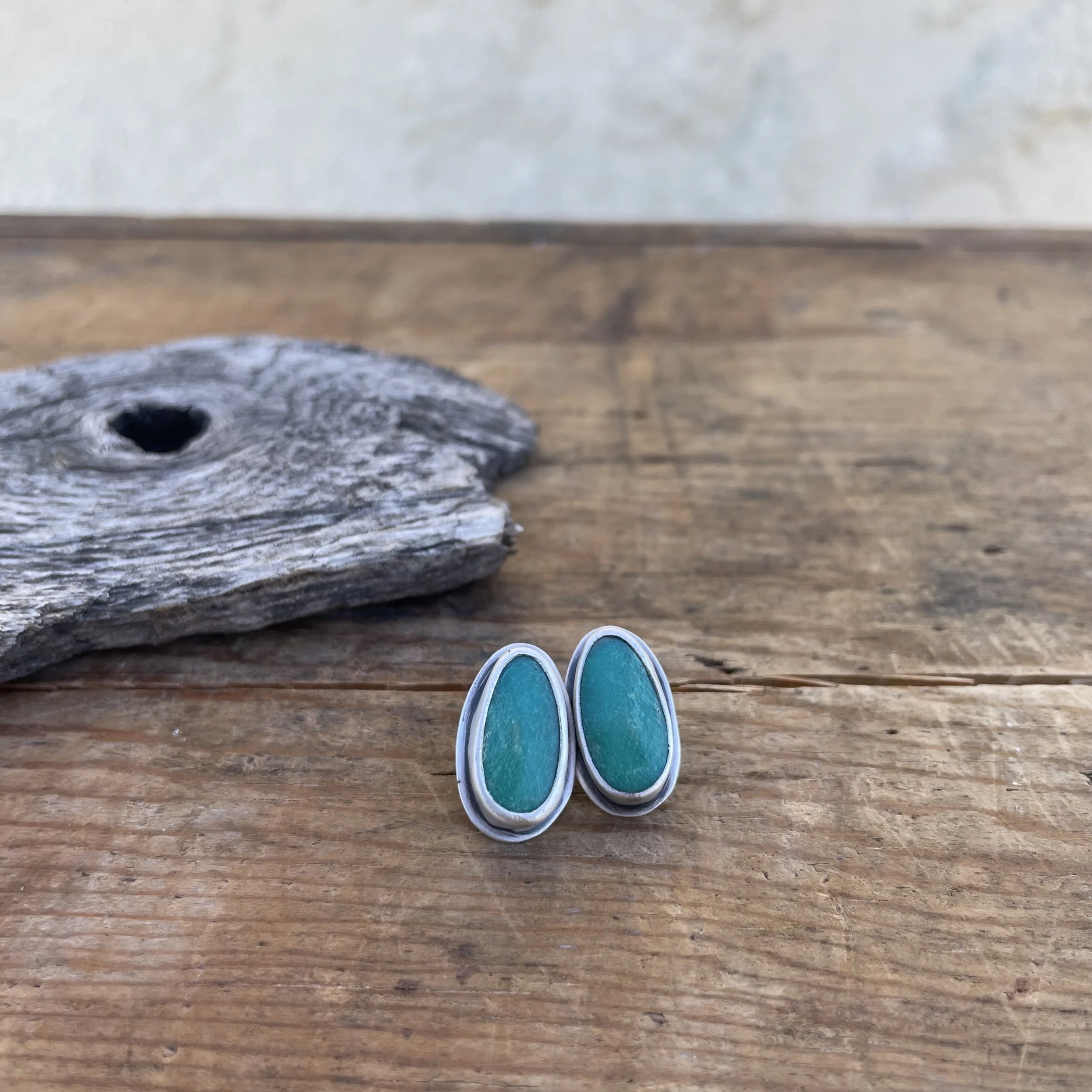 Oval Kingman Turquoise Posts