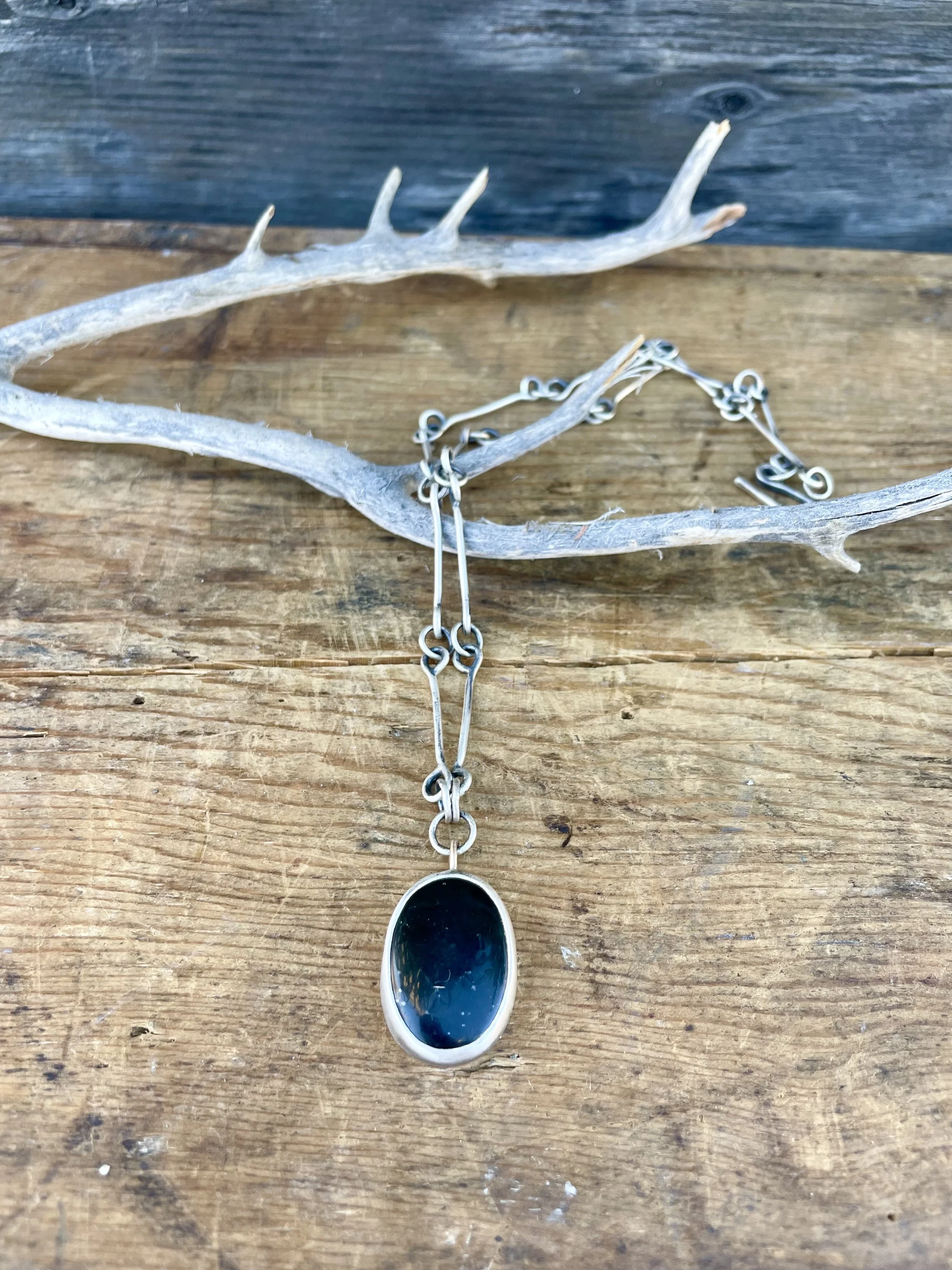 Serpentine Jade and Stem Chain Link Necklace