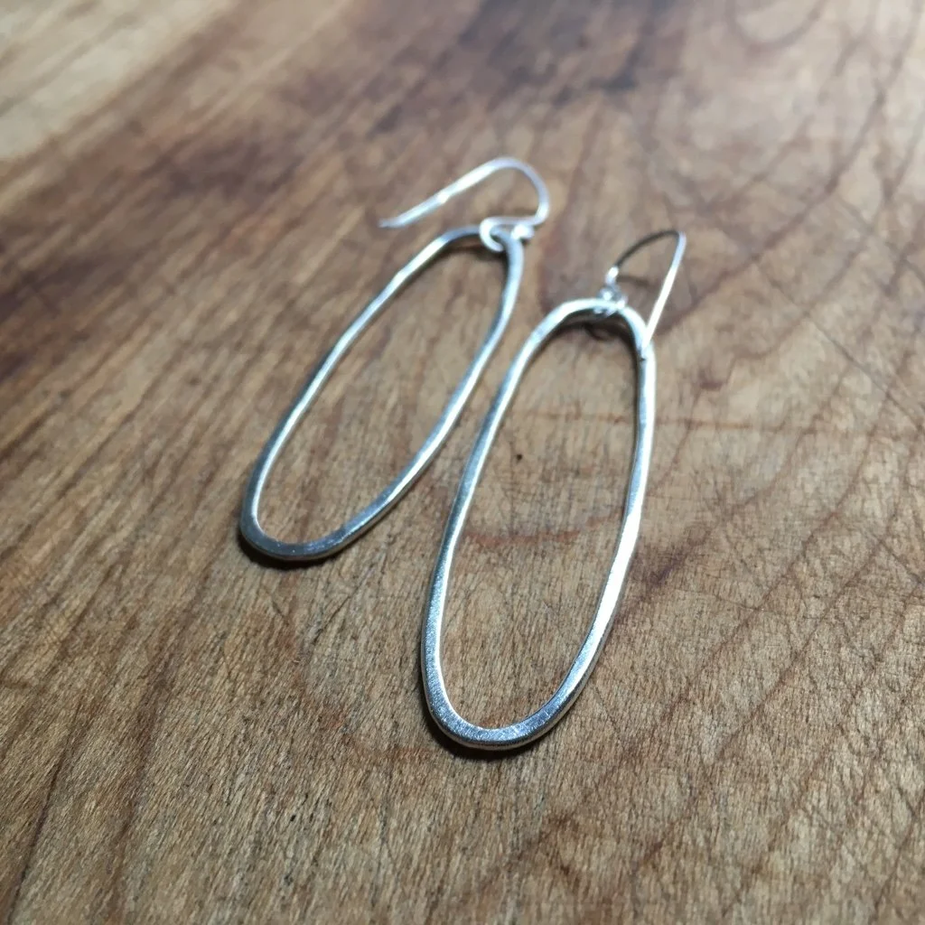 Short Oval Hoops