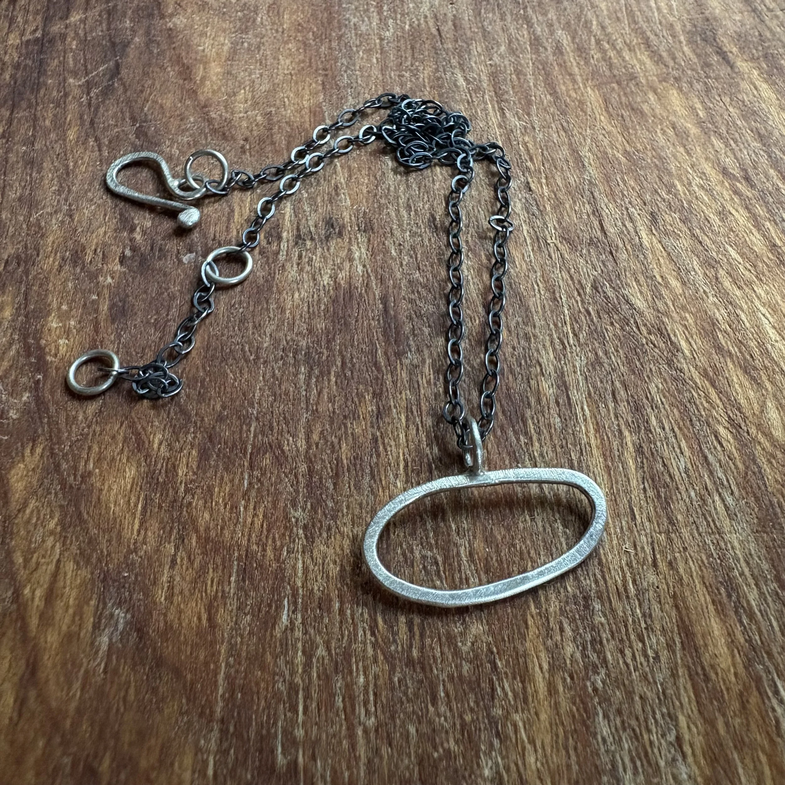 2023 Oval Pendant Necklace