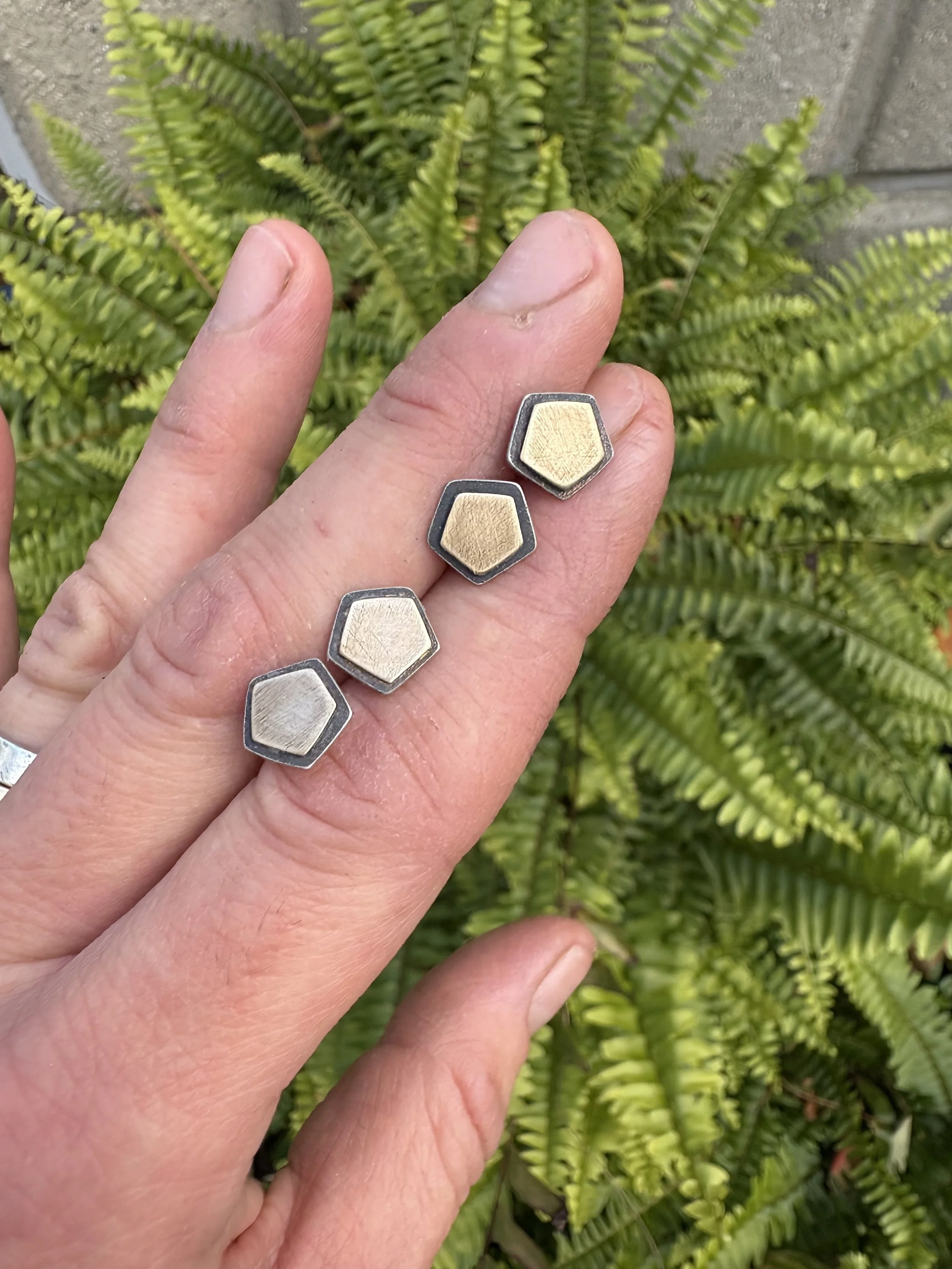 Polygon "Home" Silver Brass Posts