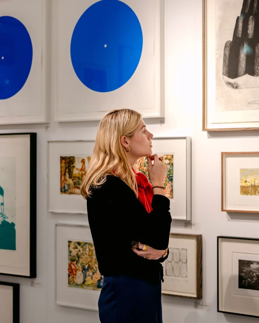 Did you catch the @wondering.people booth at WCPF25?

Founded in 2020, Wondering People is a London-based art platform representing emerging and mid-career British and international artists. The collection reflects a spectrum of disciplines including