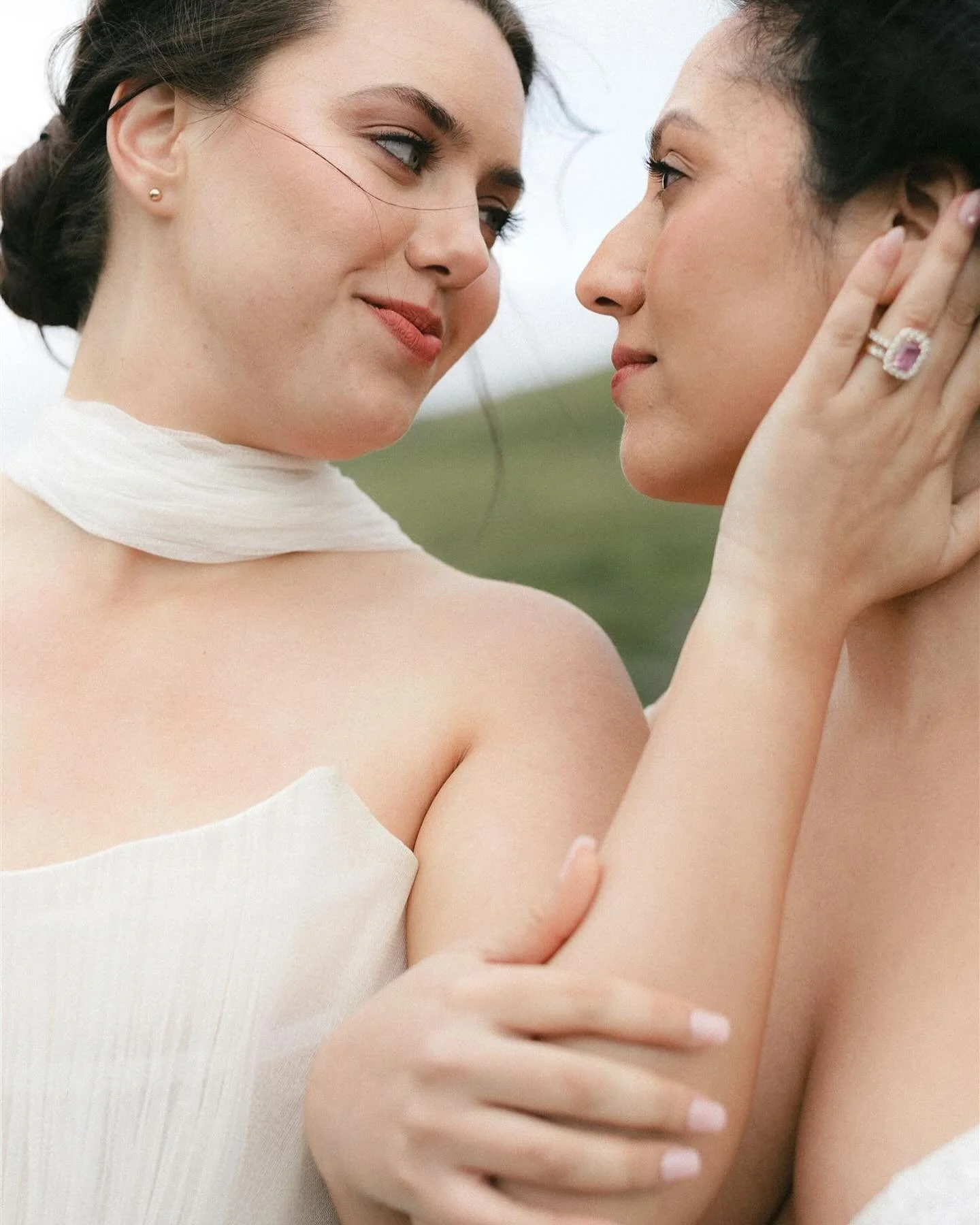 Wildly in love, Alicia and Mitra. A little moody, ultra romantic and flushed with love. Our inspiration was Virgin Suicides meets Jane Eyre and &ldquo;Undone&rdquo; hair was the only option for the unpredictable weather. I am blown away by how @ryanc
