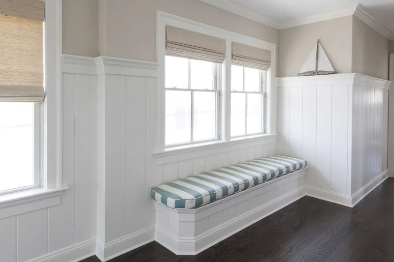 hallway-bench-striped-cushion.jpg