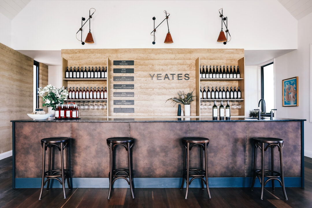 @yeateswines Cellar Door and Vinestay, completed 2020, Mudgee, NSW. A shout out to the talented Liv who collaborated with us for the interiors and lighting on this project. Give @yeateswines a follow and order your xmas wine now.. ⠀⠀⠀⠀⠀⠀⠀⠀⠀
⠀⠀⠀⠀⠀⠀⠀⠀⠀