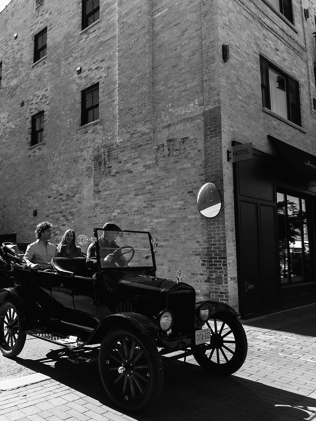 They turned heads all summer &mdash; now our vintage cars are part of the fall scenery. Stop by The Dorchester and see a little piece of history parked out front. 🍂 

#thedorchestercollingwood
