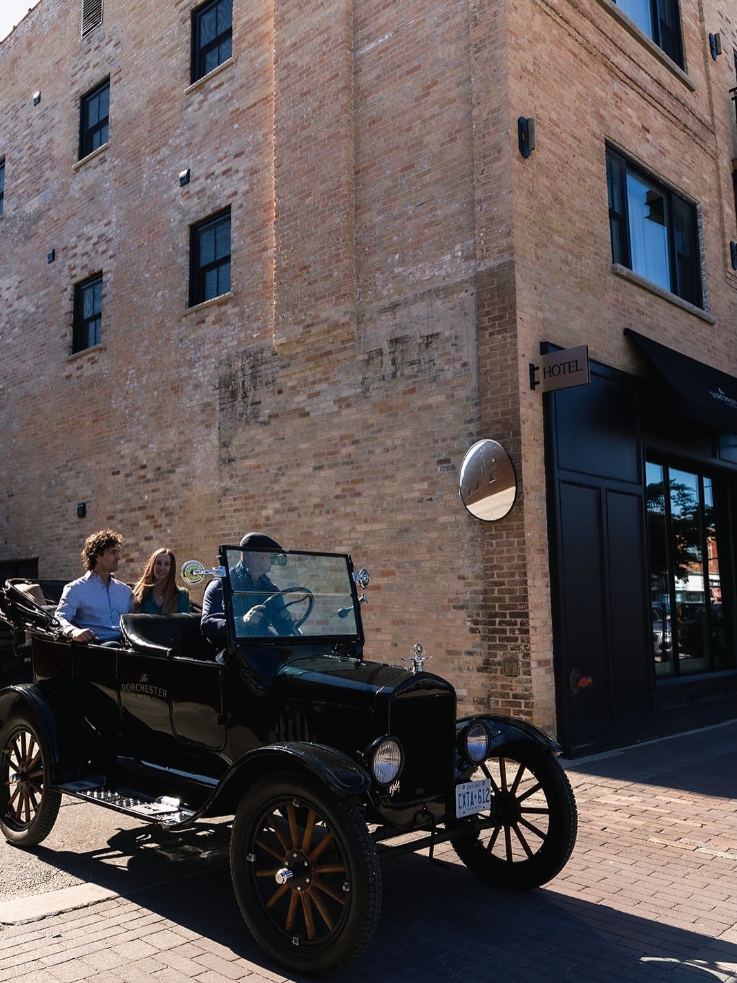 Spring has arrived at The Dorchester ☀️ With events, patios, and farmers markets on the horizon in Collingwood, now is the perfect time to book your staycation. 

See you soon.