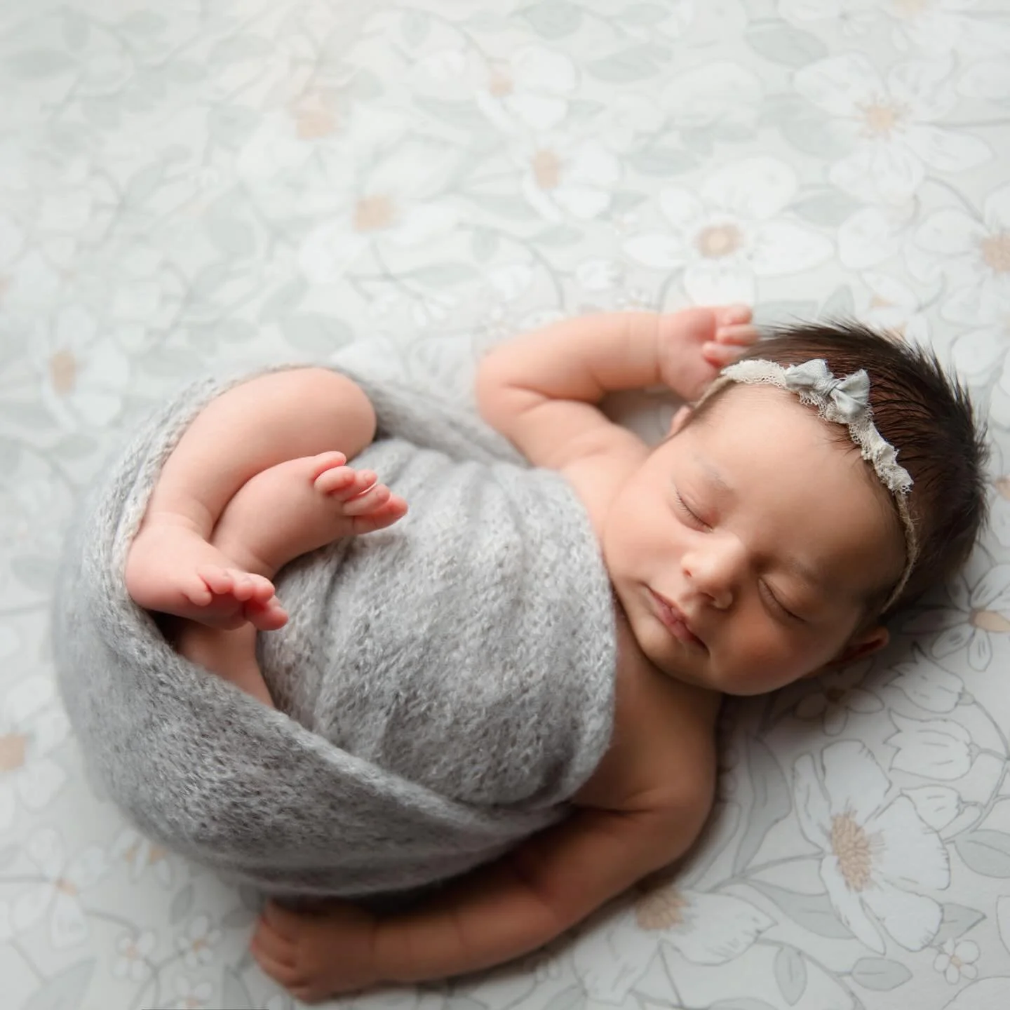 The most precious little angel 💕

Newborn sessions are best when baby is between 8-15 days new. I&rsquo;m booking due dates into December! Please reach out to me before baby is earthside to ensure availability. I can&rsquo;t wait to document your li