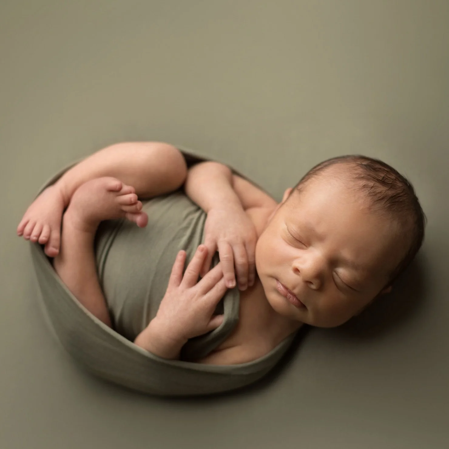 Booking August &amp; September due dates 💚🗓️🍼

Complete the form on my website to connect:
www.cristinamariephotographs.com

Cristina Marie Photography LLC 
Bergen County Maternity Photography | Bergen County Newborn Photography | New Jersey Mater