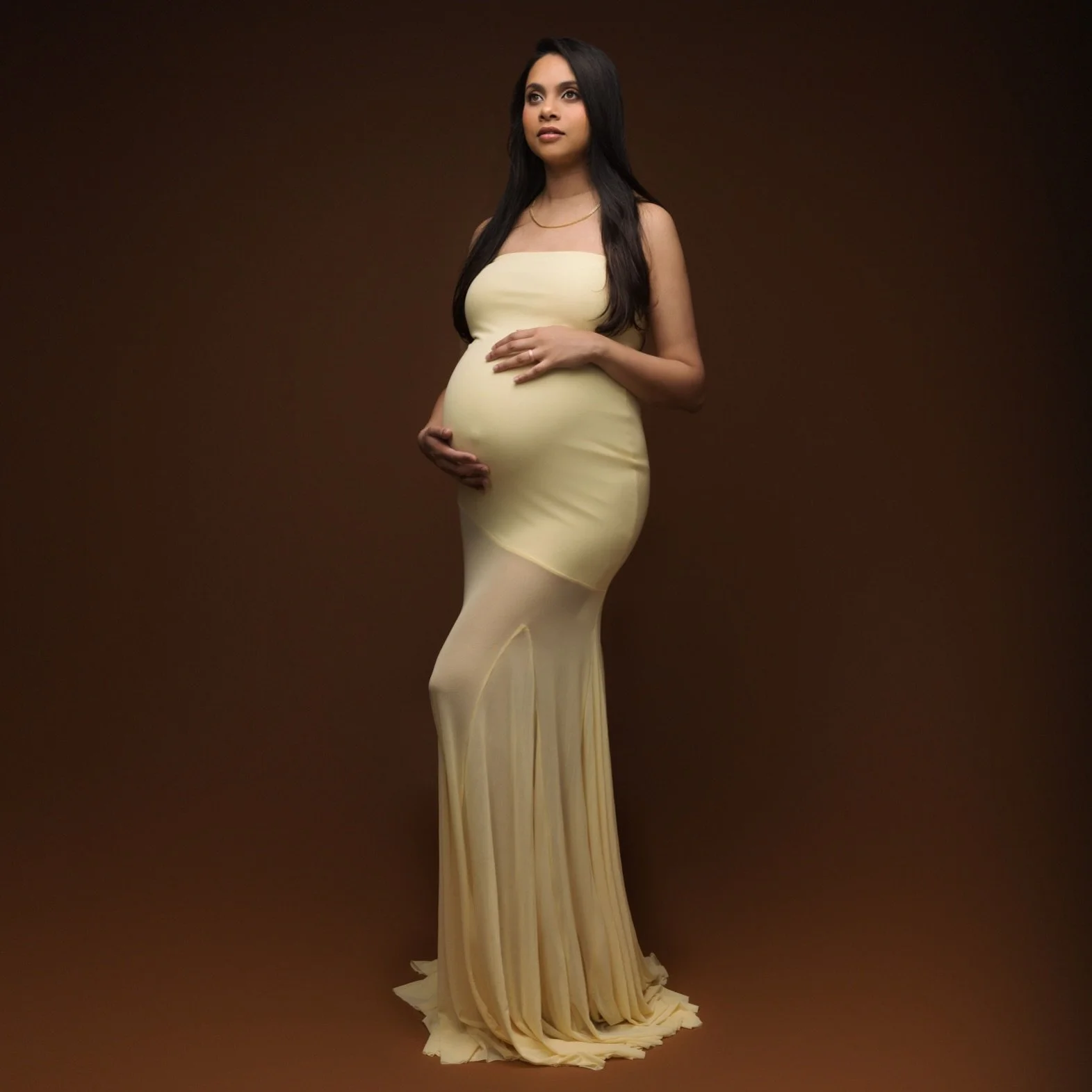 There is something so incredibly special about watching families grow. 💛✨

This beautiful mama is a returning client, and it has been such an honor to document another chapter of her story as she prepares to welcome not one, but TWO sweet baby girls