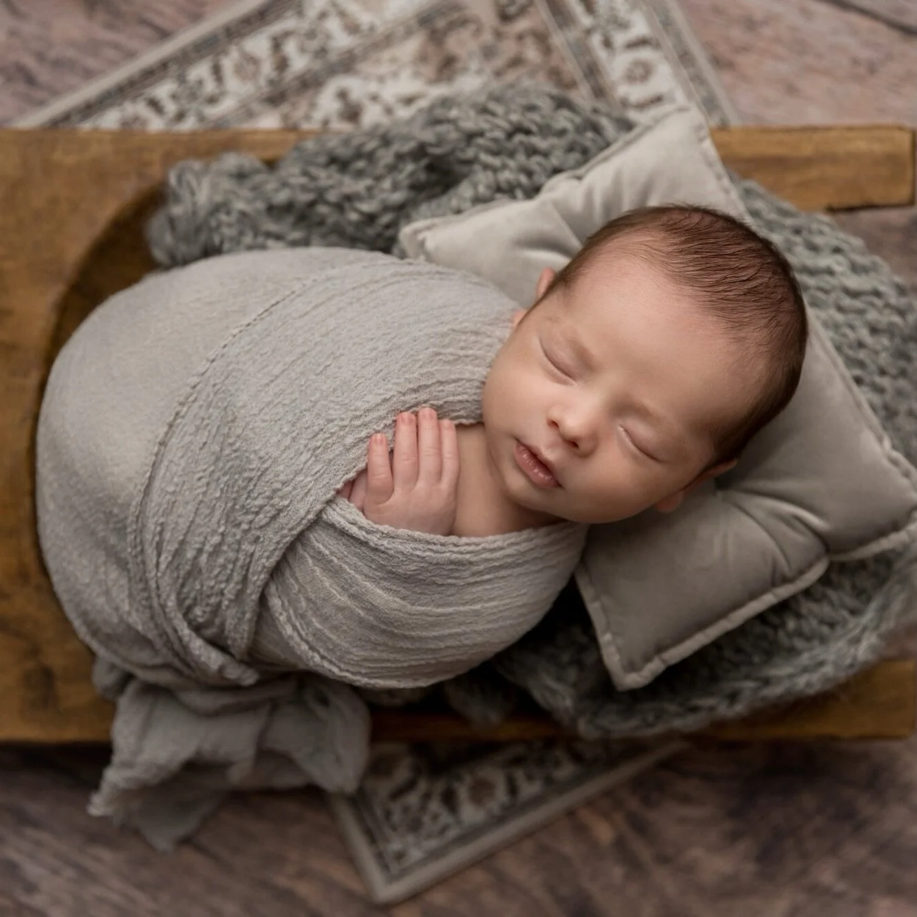 Booking due dates into 2027 🥰🩶🗓️🍼Let&rsquo;s celebrate your newest little love&rsquo;s arrival by documenting all the sweet newborn moments before they&rsquo;re gone.

Complete the form on my website to connect:
www.cristinamariephotographs.com/n