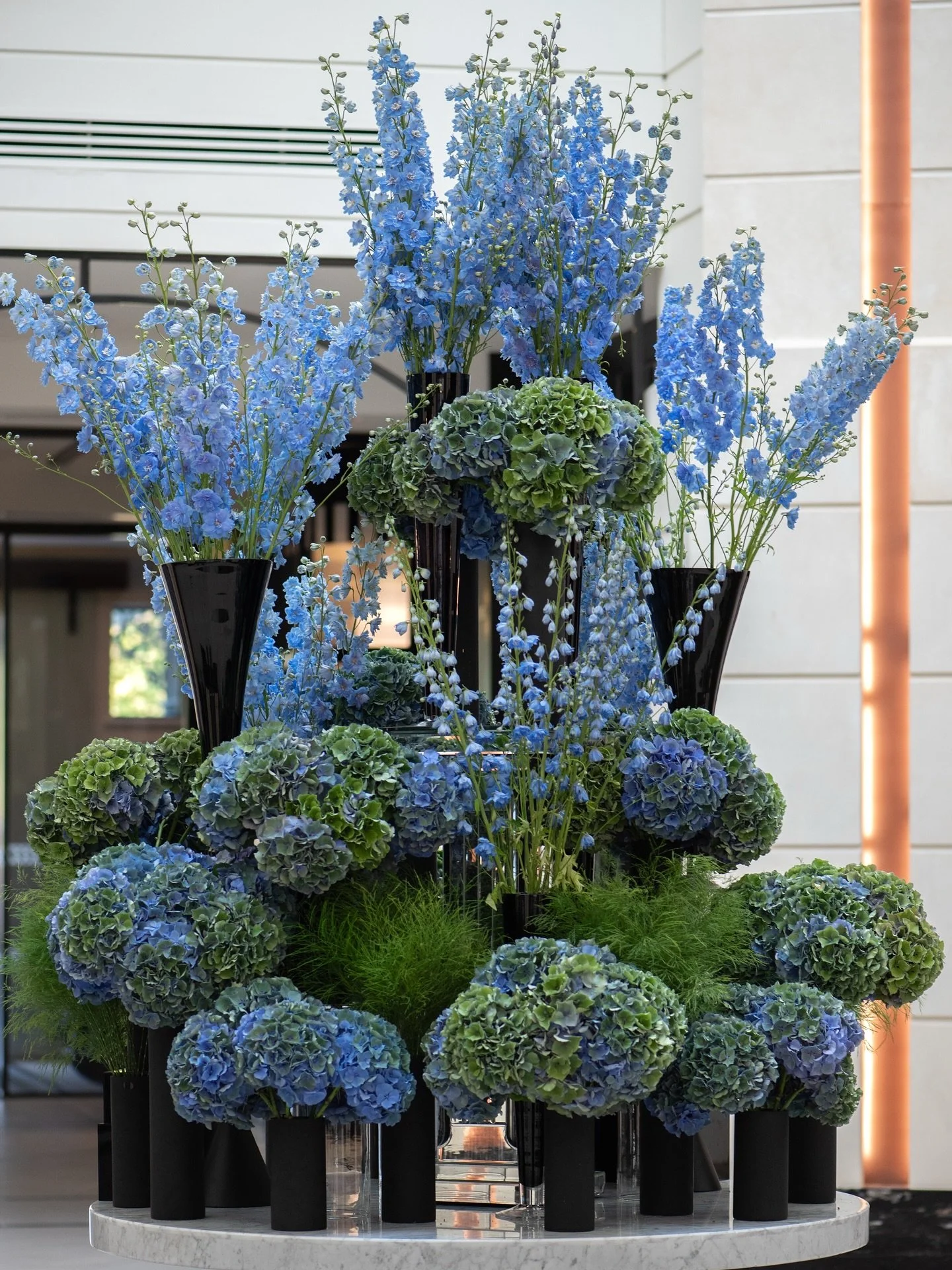 Big, bold, and blue - this design was all about balance and flow. What do you think about the colour palette? This display features soft blues, lush greens, and a touch of drama 💙
Feel free to save this for floral inspiration!
These lovely pictur