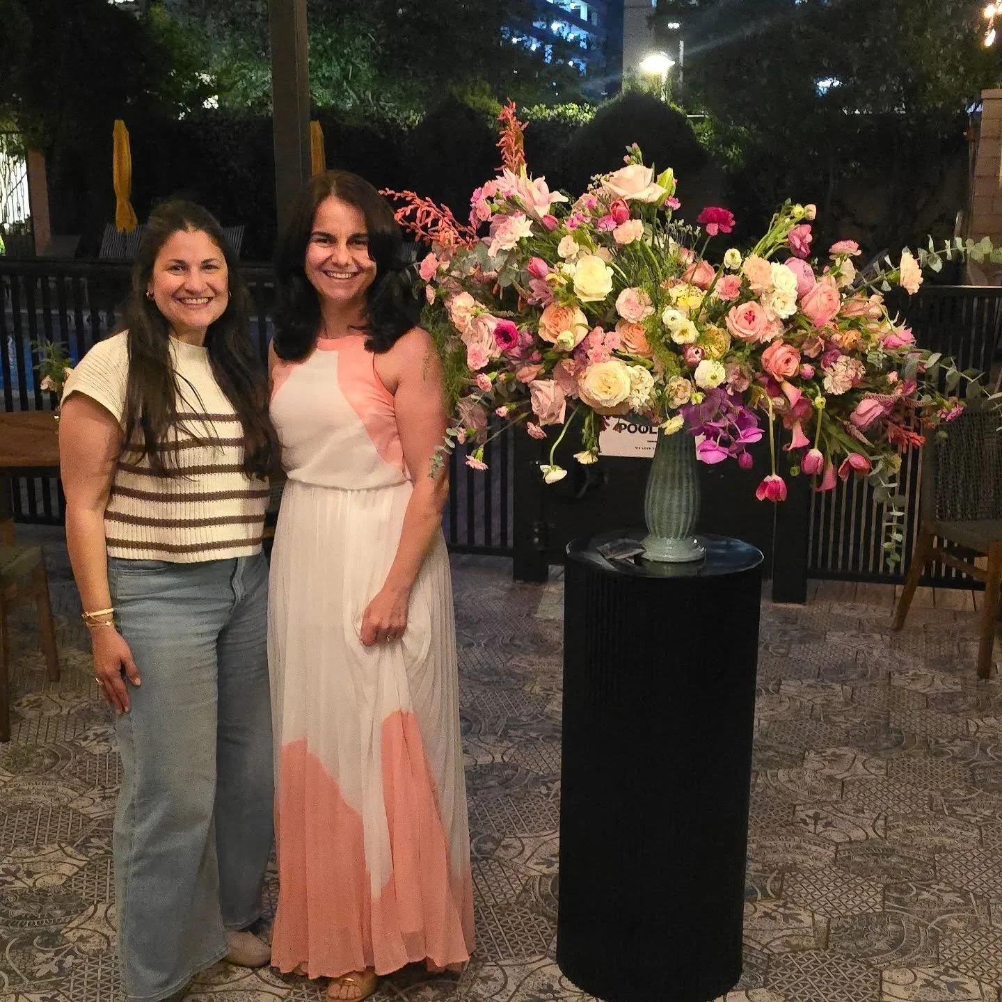 Life is beautiful! Meeting new people  has always been the most exciting part of my life, always, everywhere I went. I loved spending time with Natalia the owner of @twobewed here in Houston a few weeks ago at an event organised by the magazine  #mod