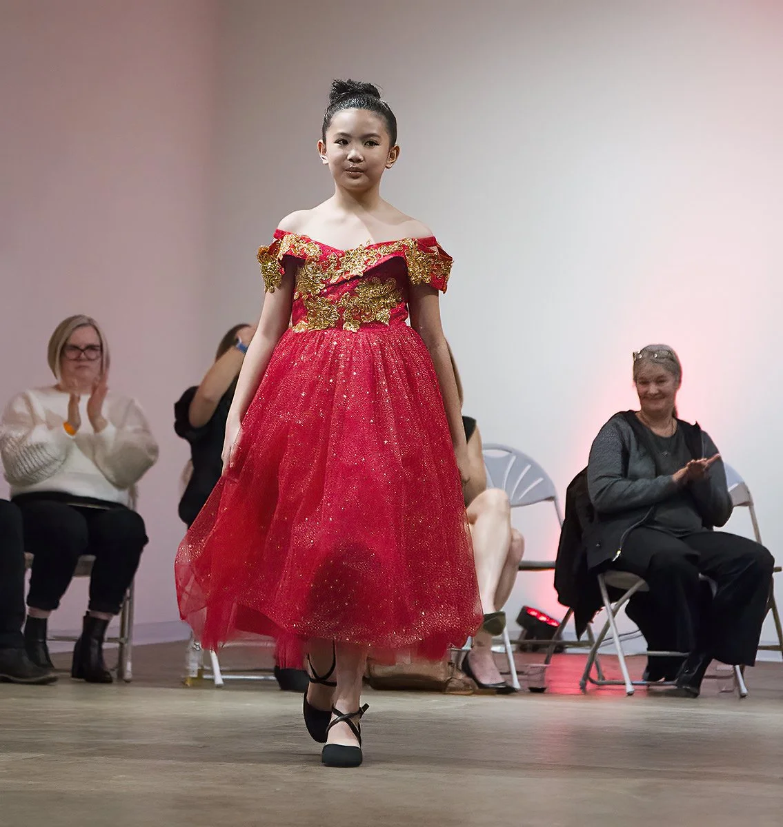 nulla 2025-11-28 show a 16.jpg