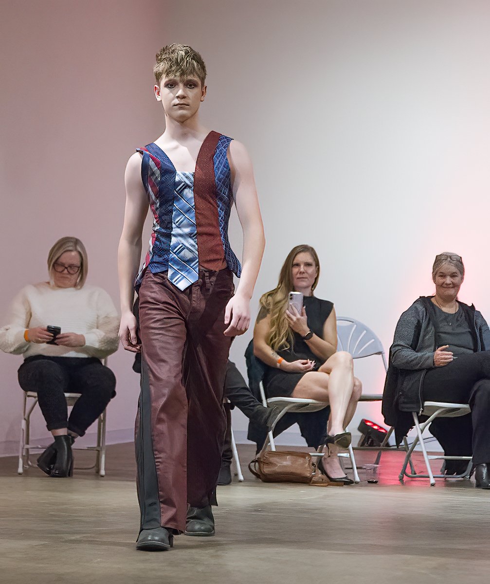 nulla 2025-11-28 show a 23.jpg