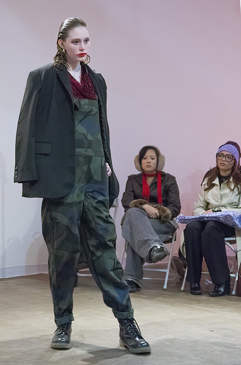 Nulla Fashion Show 2025-11-29 Show B 21.jpg