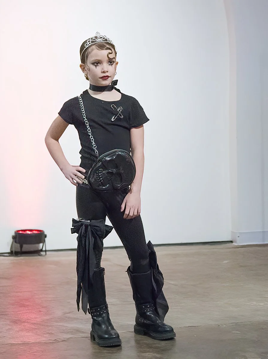 Nulla Fashion Show 2025-11-29 Show B 26.jpg