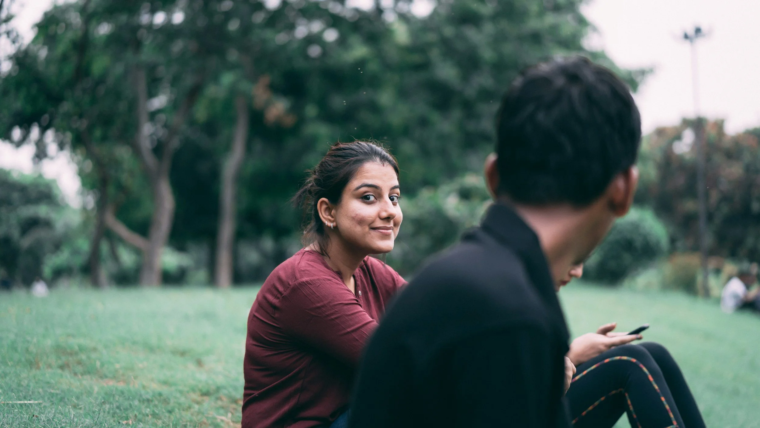 Why Does My Teen Struggle to Start Conversations? What Parents of Autistic Teens Need to Know