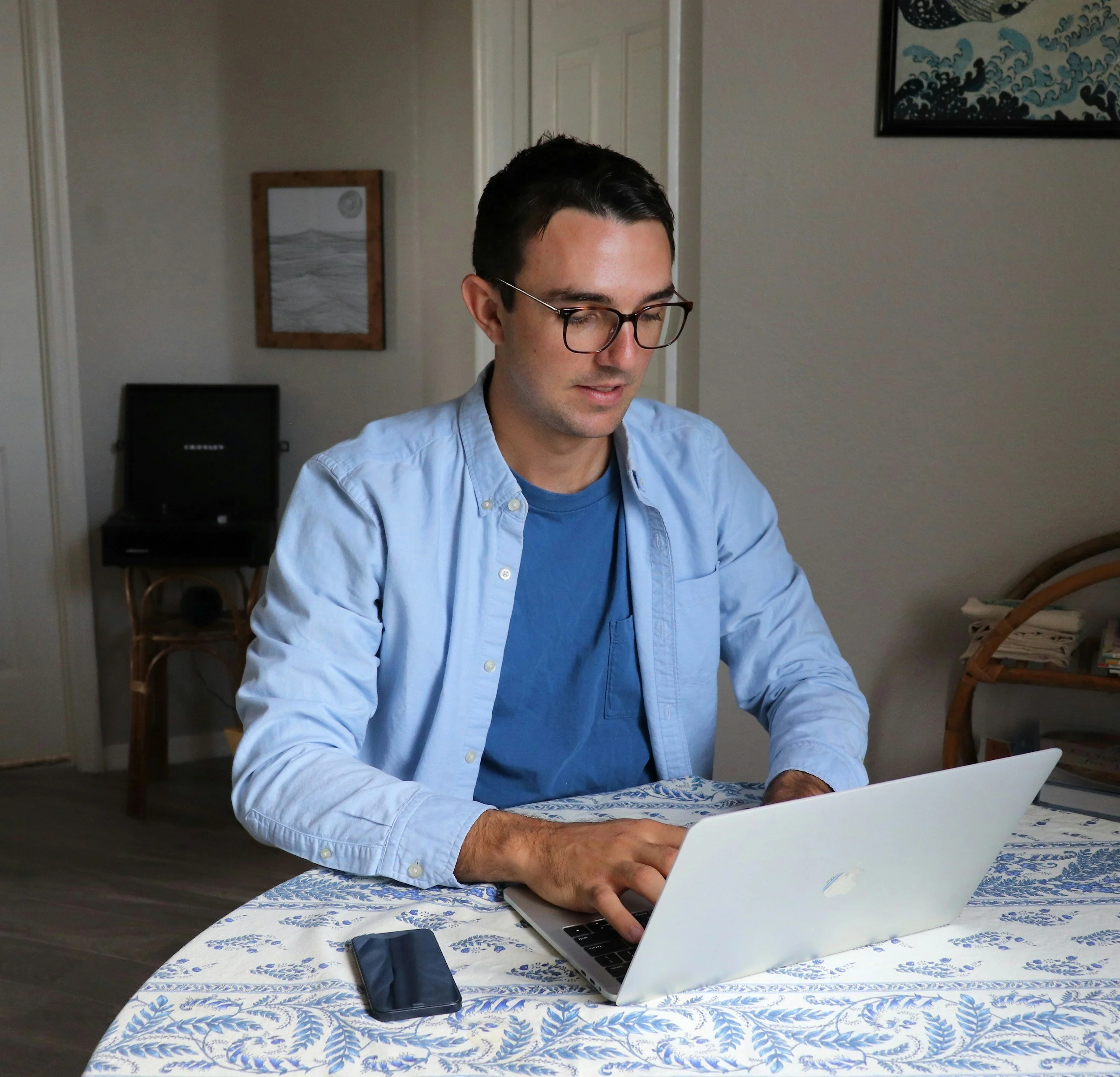 Parent reviewing the Talking Together e-course for Autistic teens