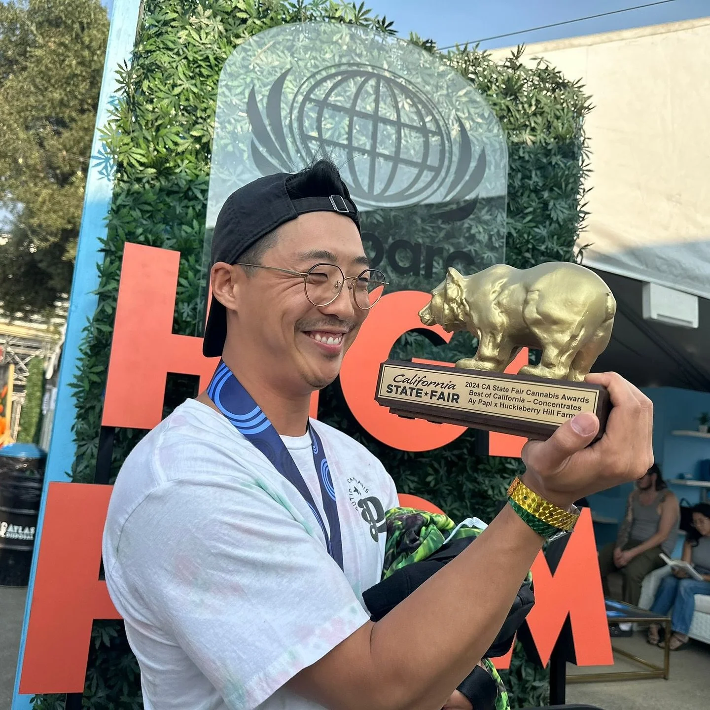 Late post - Incredibly grateful for this team. What an honor to win the Golden Bear award @calcannaawards @castatefair 🐻 🏆 
This is just the beginning for @aypapico x @huckleberryhillfarms x @officialgreennetwork 🚀 
Once again, have to give a spec