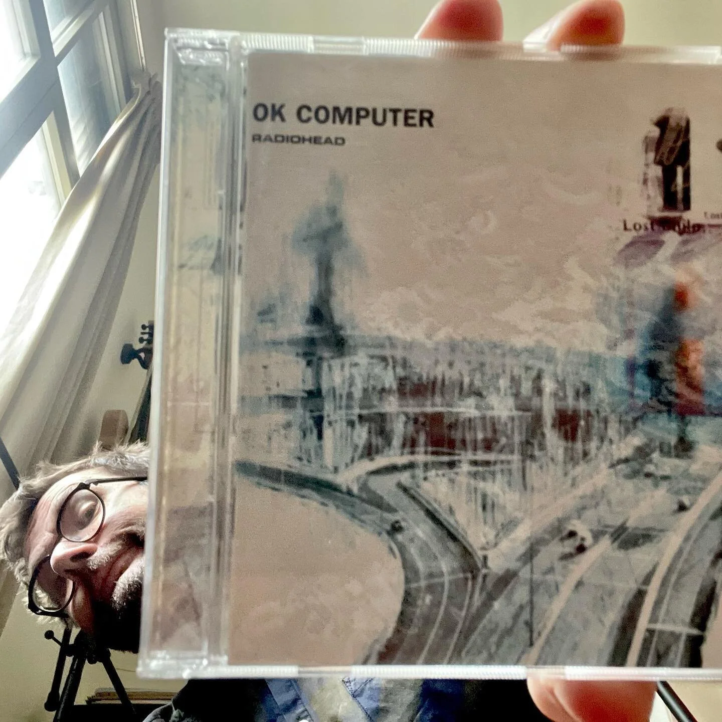 Tonight, between 9 and 10 pm, I will be talking about my favourite classic album with @woutermattelin on @radio1.be