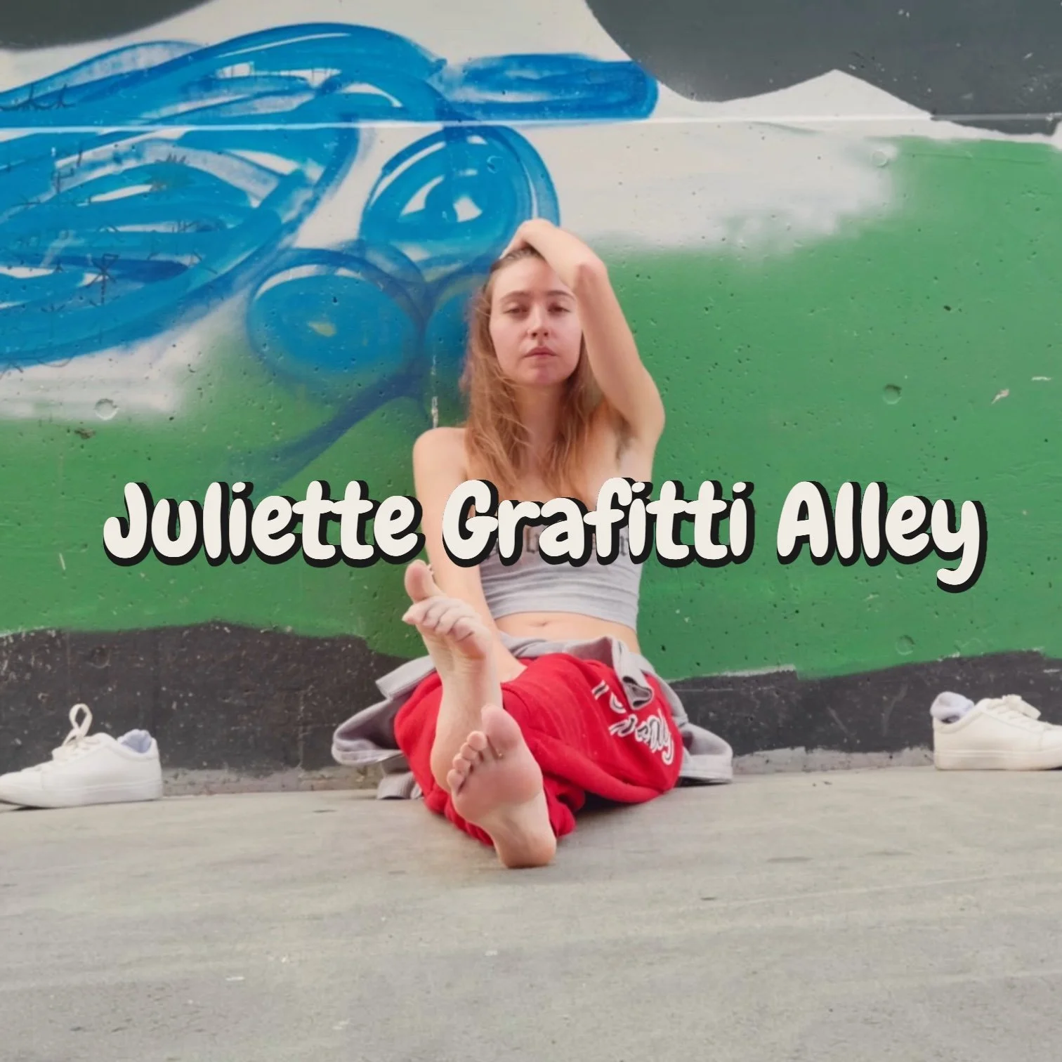 Juliette Graffiti Alley VIDEO 2:03