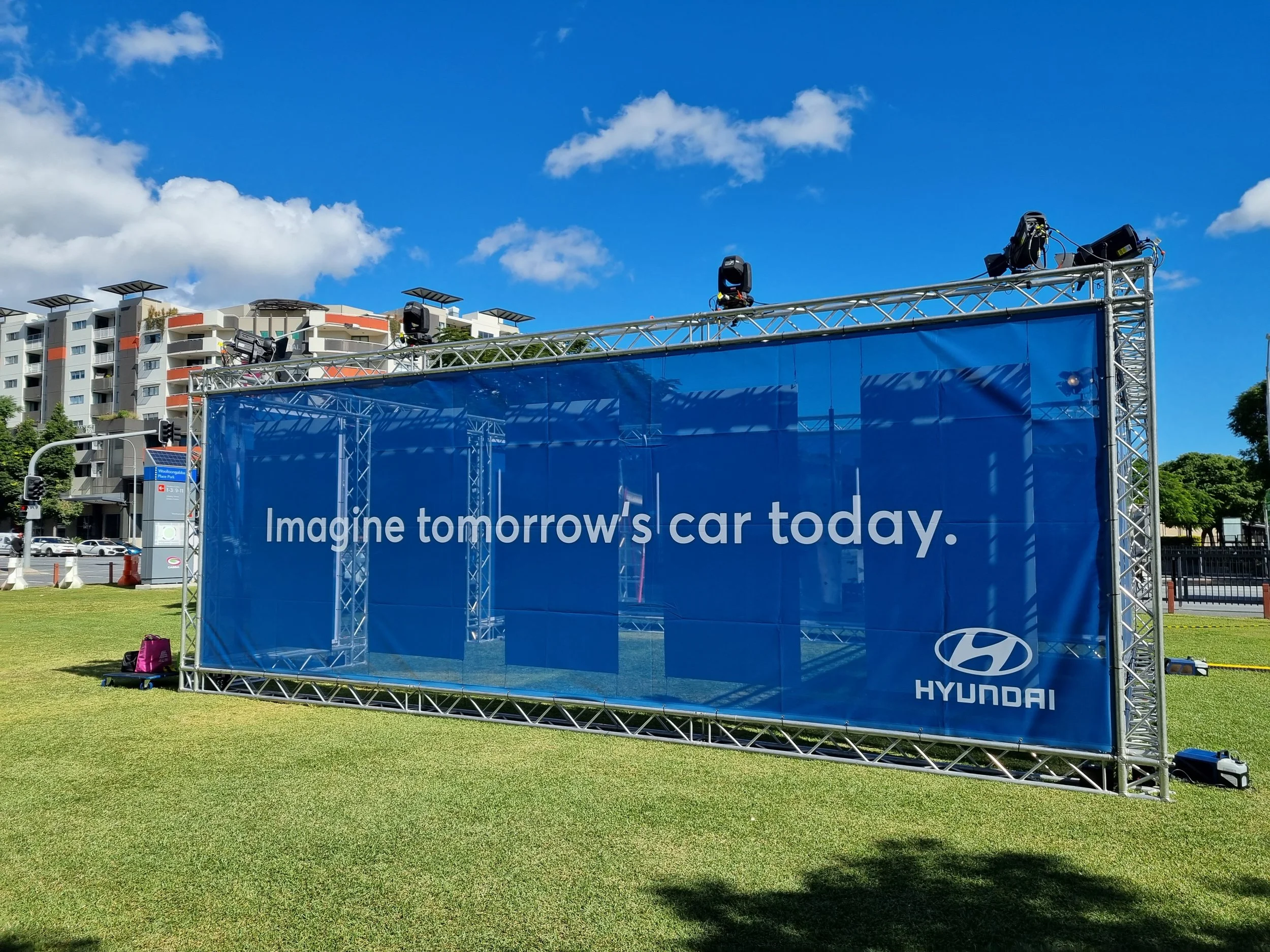 Hyundai Gallery 5.jpg