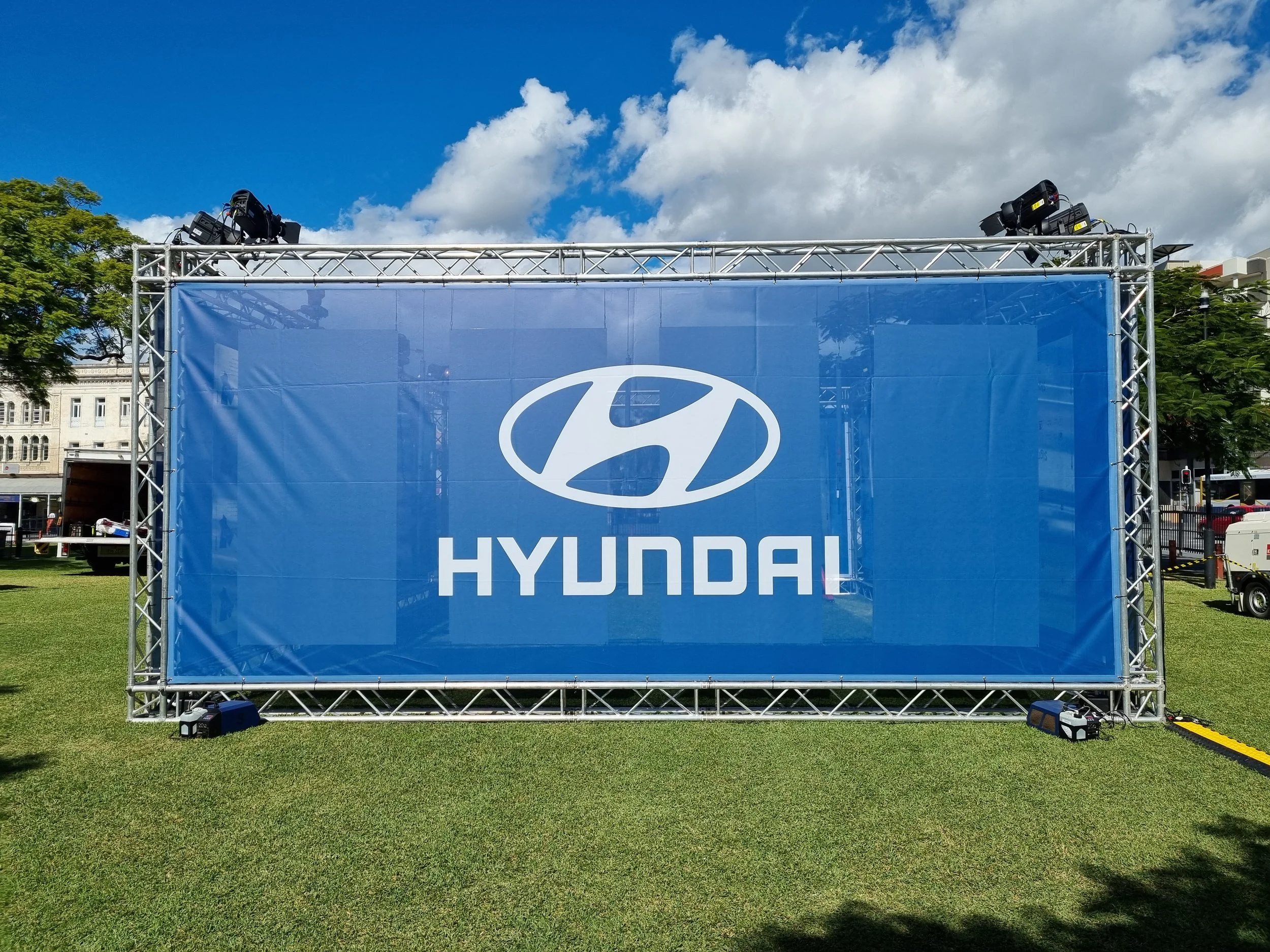 Hyundai Gallery 3.jpg