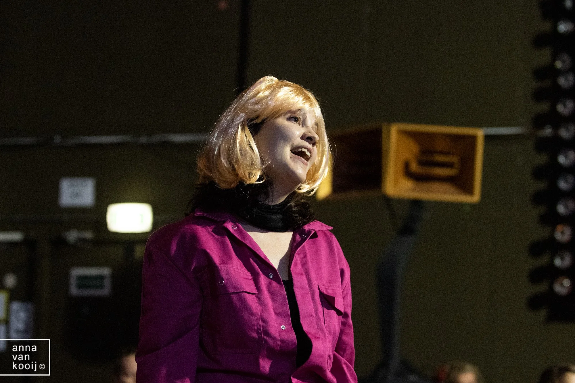 Staan en Opvallen by NKK NXT, 2020