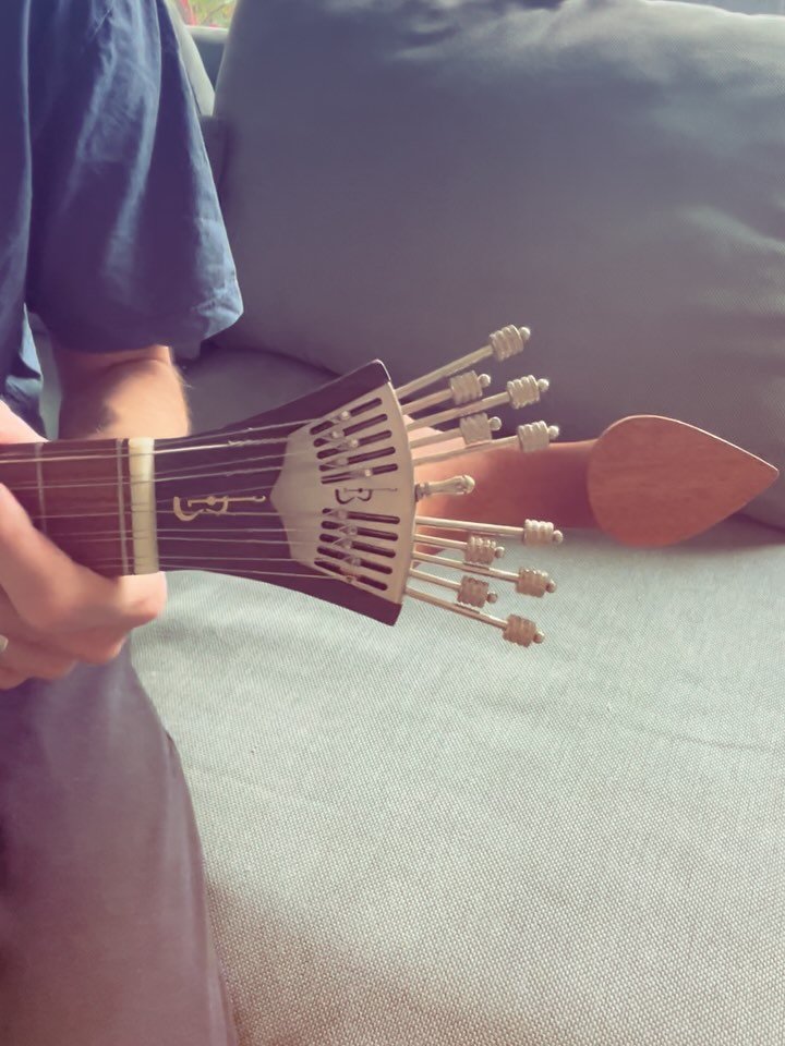 Just picked up this little 10-string beauty. Buckle up and get ready for loads of super obnoxious double-harmonic riffage. 
.
.
.
.
.
.
#braguesa #exoticinstruments #guitar #swissmusician #matthewwiebe #indiemusician #gamecomposer #videogamemusic #in
