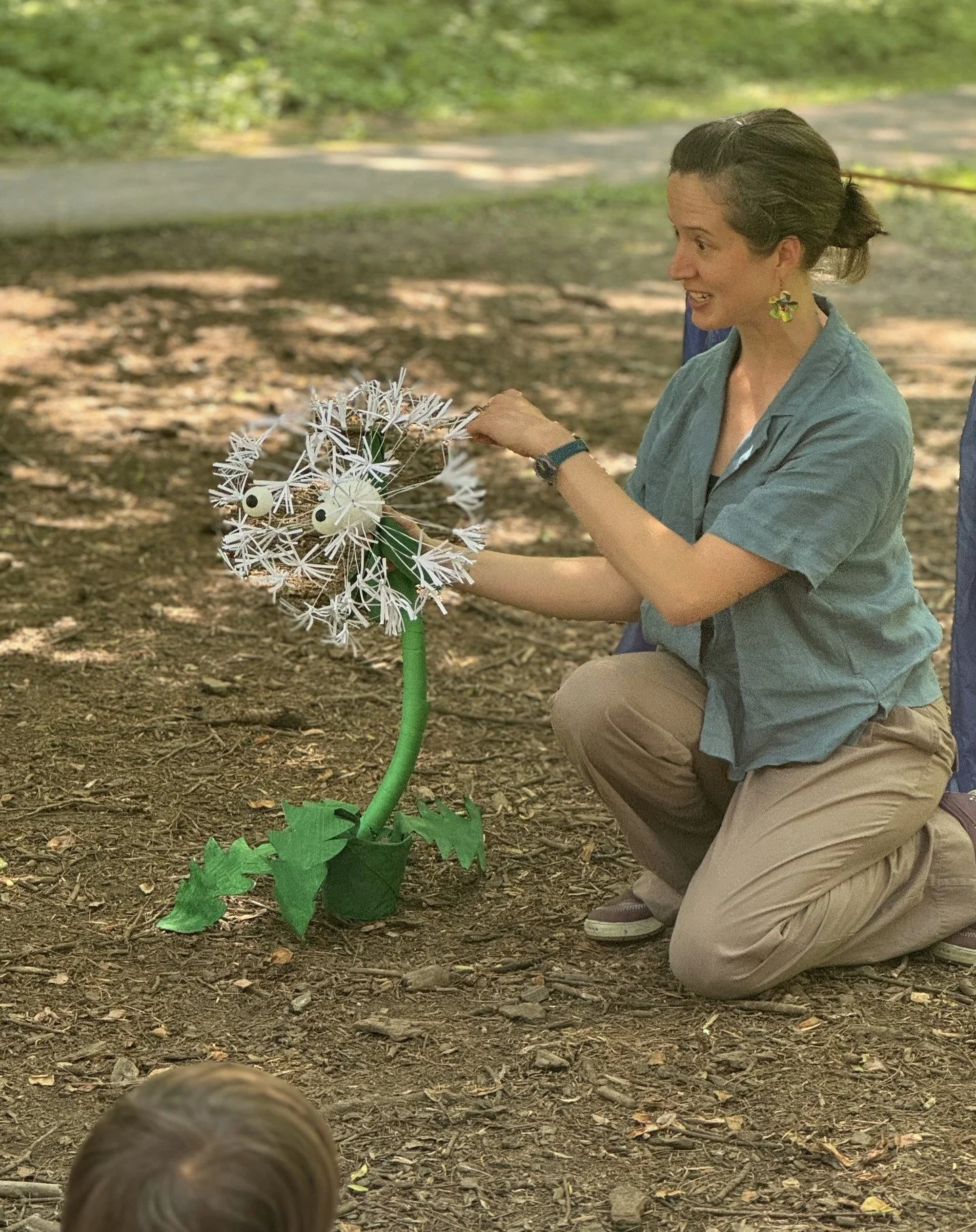 It&rsquo;s been a minute. . . As hot summer days continue to amble on, I&rsquo;m reflecting on another new play this year, grown from the seeds of Earth Stories Initiative.

🌼 A Dandelion Belongs is the story of a dandelion seed who takes root in a 