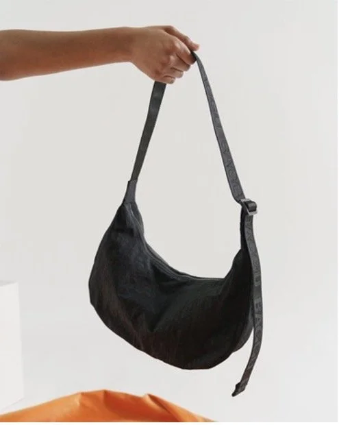crescent bag 1.jpg