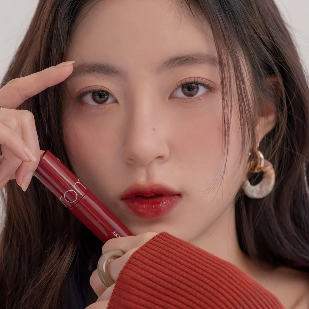 rom&nd lip product.jpeg