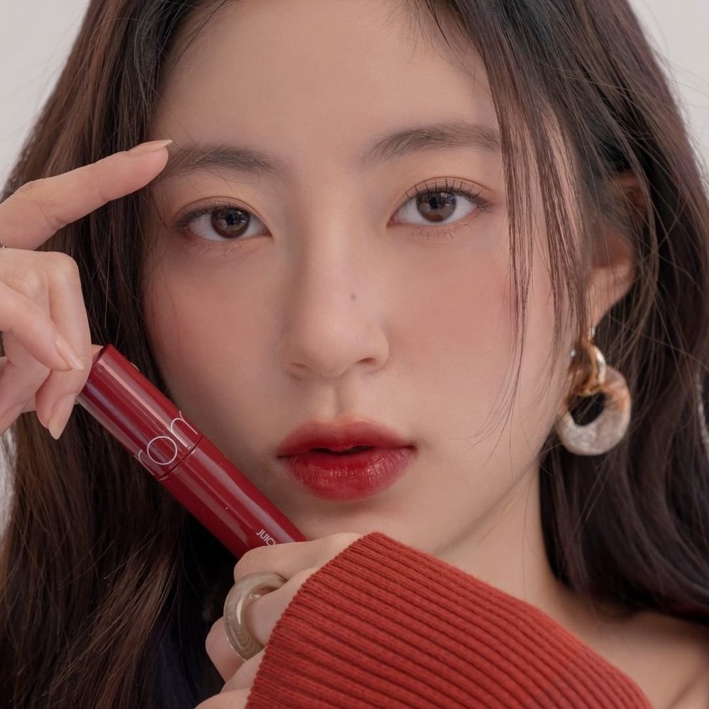 rom&nd lip product.jpeg