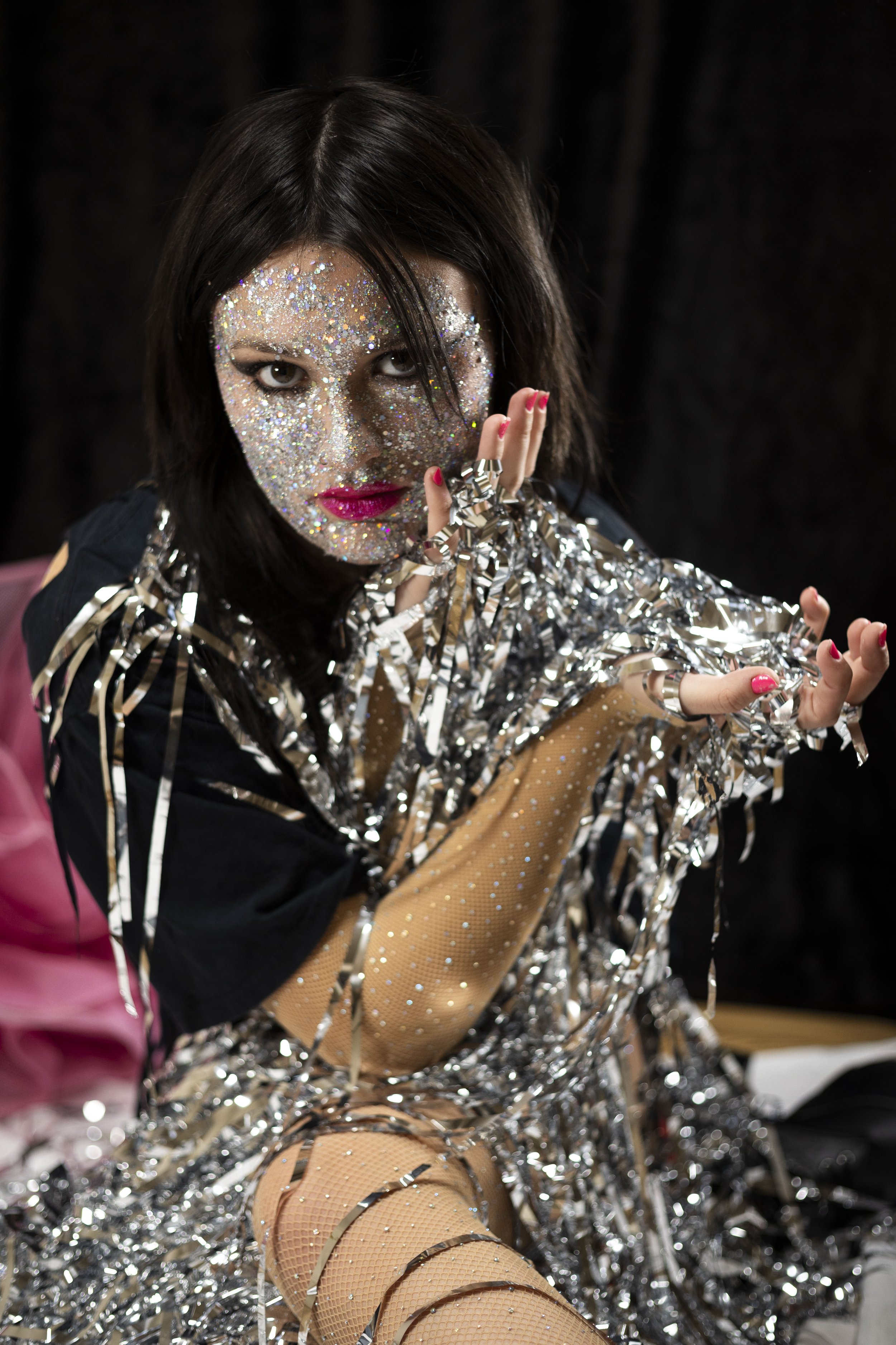 Glitter4Breakfast- Theo Zinn