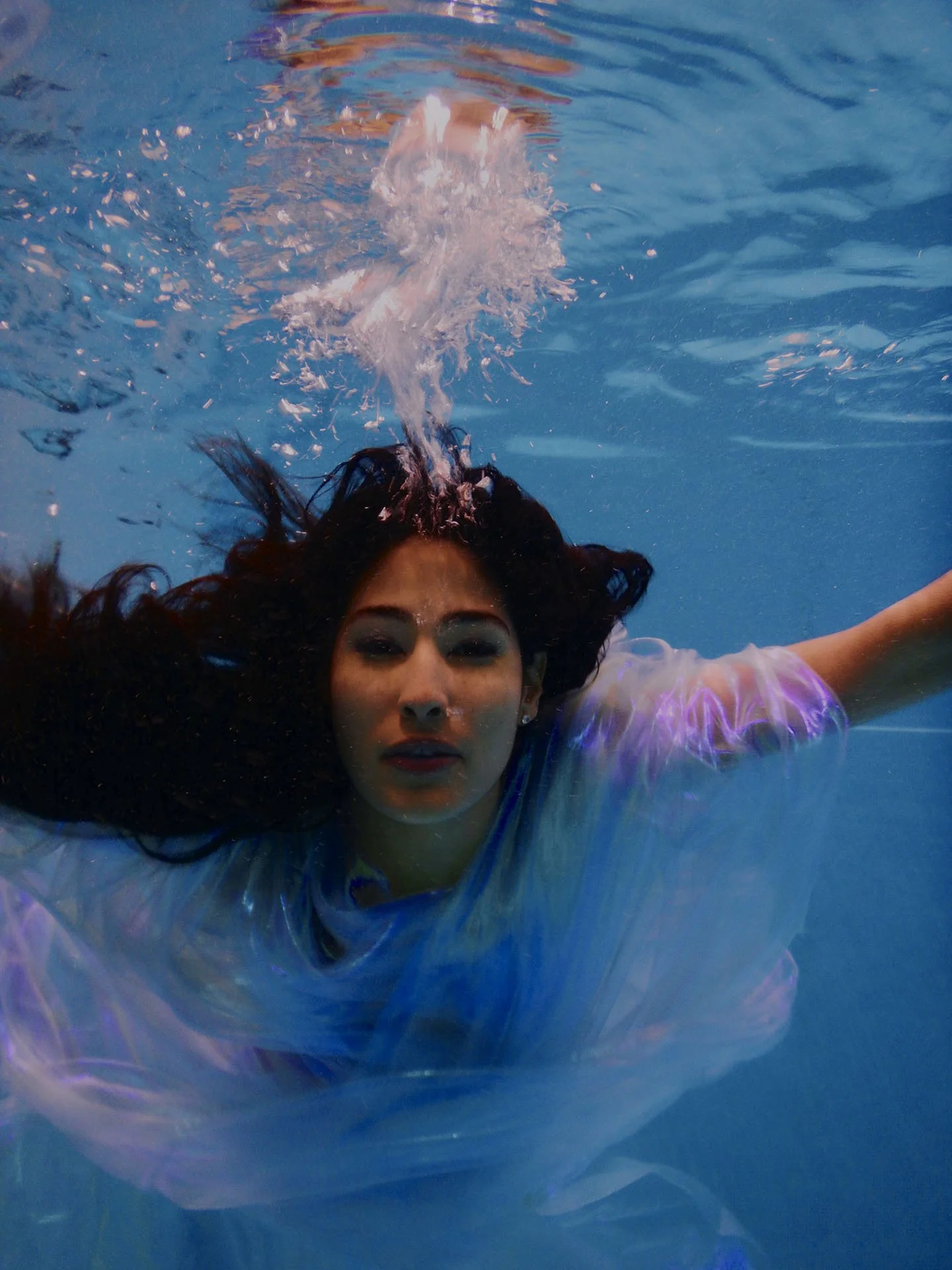 Underwater_CloseUp_Wendy_Woffington_ Gabriella_Spiegel3.jpg
