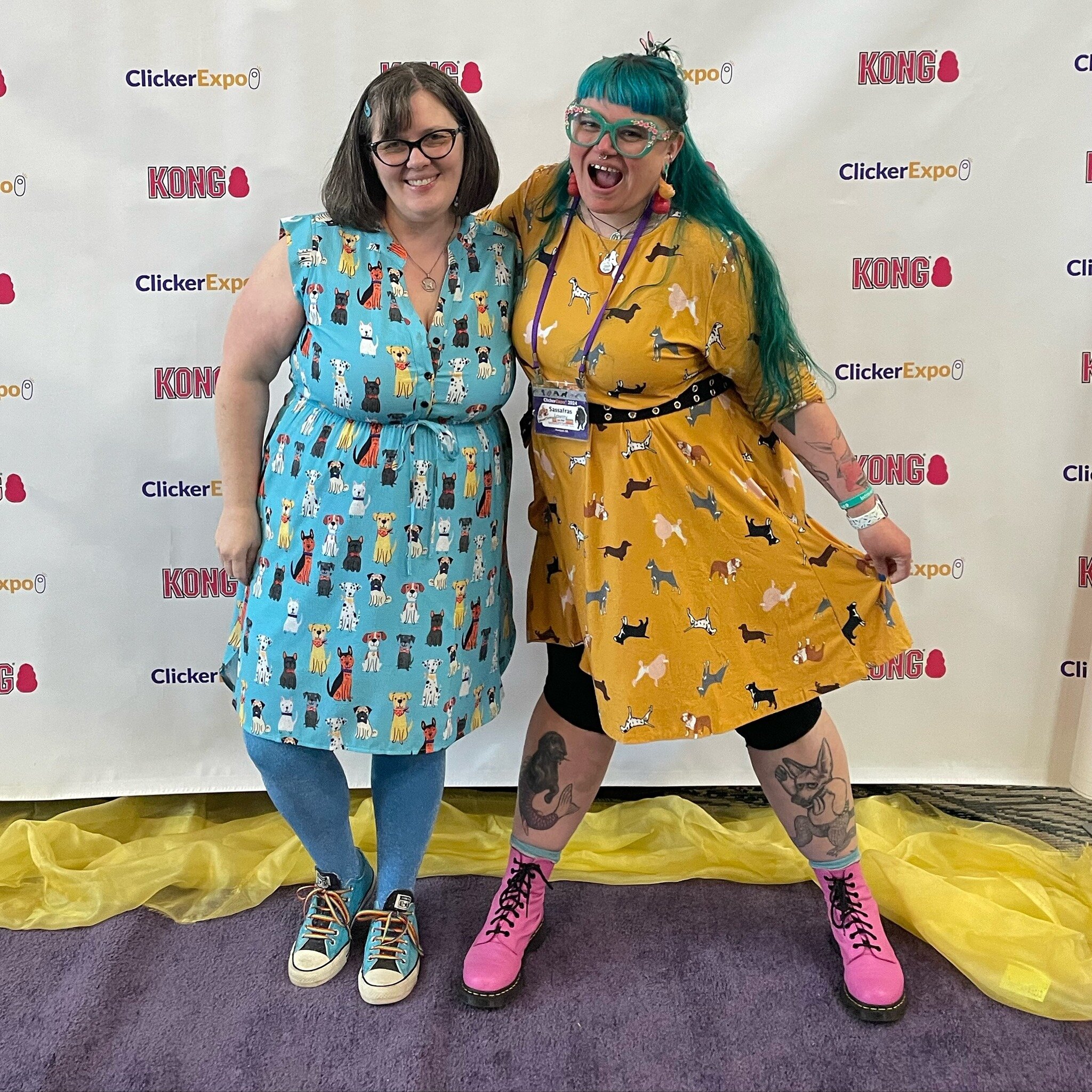 Best part of conferences- making new IRL friends out of online friends!! 🤩😎🤓

Stay tuned for Day 2 #dogtrainerinadress fashion choices! 

@clickertraining @sassafraslowrey #clickerexpo #clickerexpolive2024